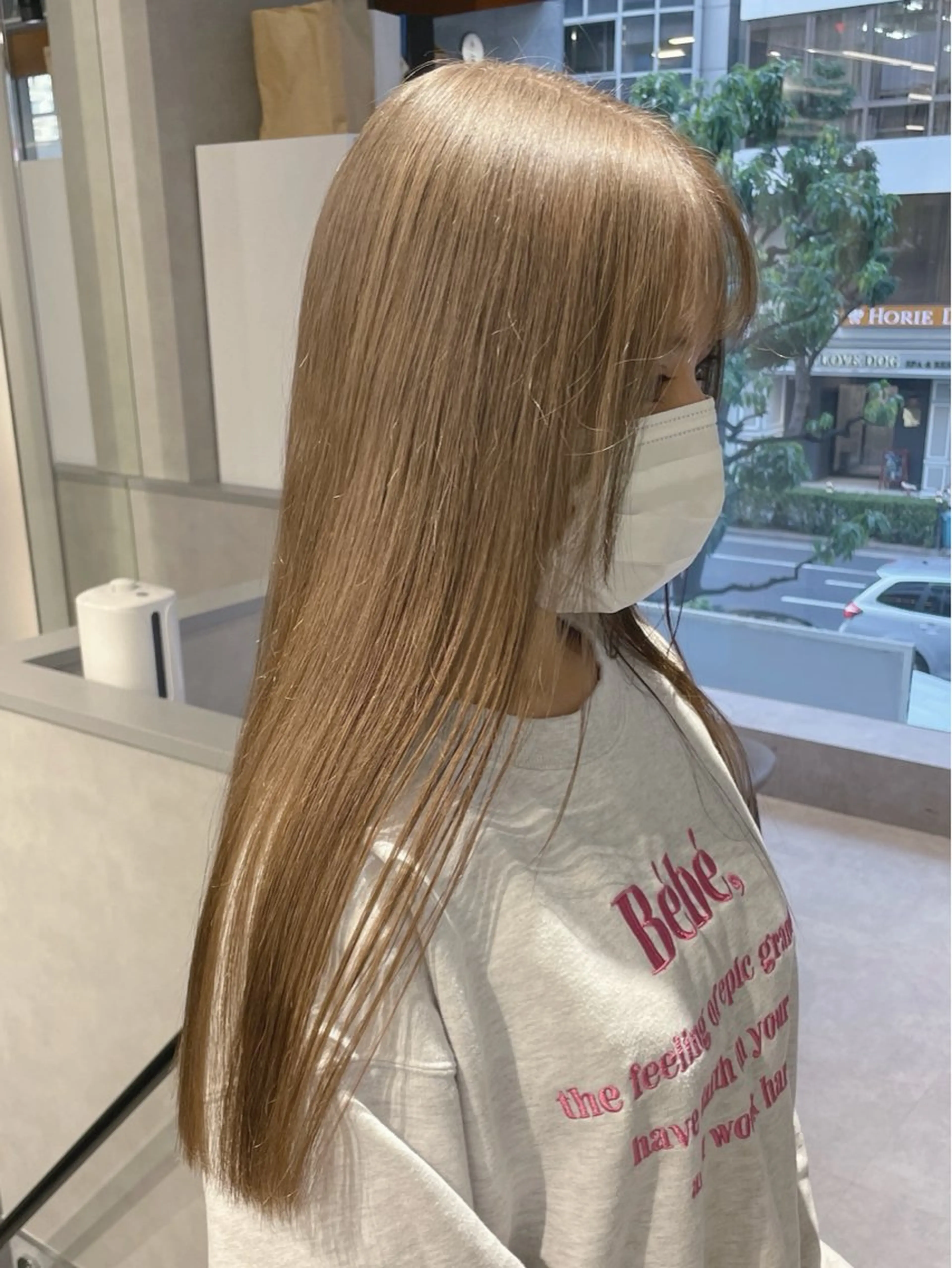 ロング カラー ベージュカラー ブロンド 透明感カラー グレージュ ミルクティーベージュ ikuma/ ミルクティーのヘアスタイル