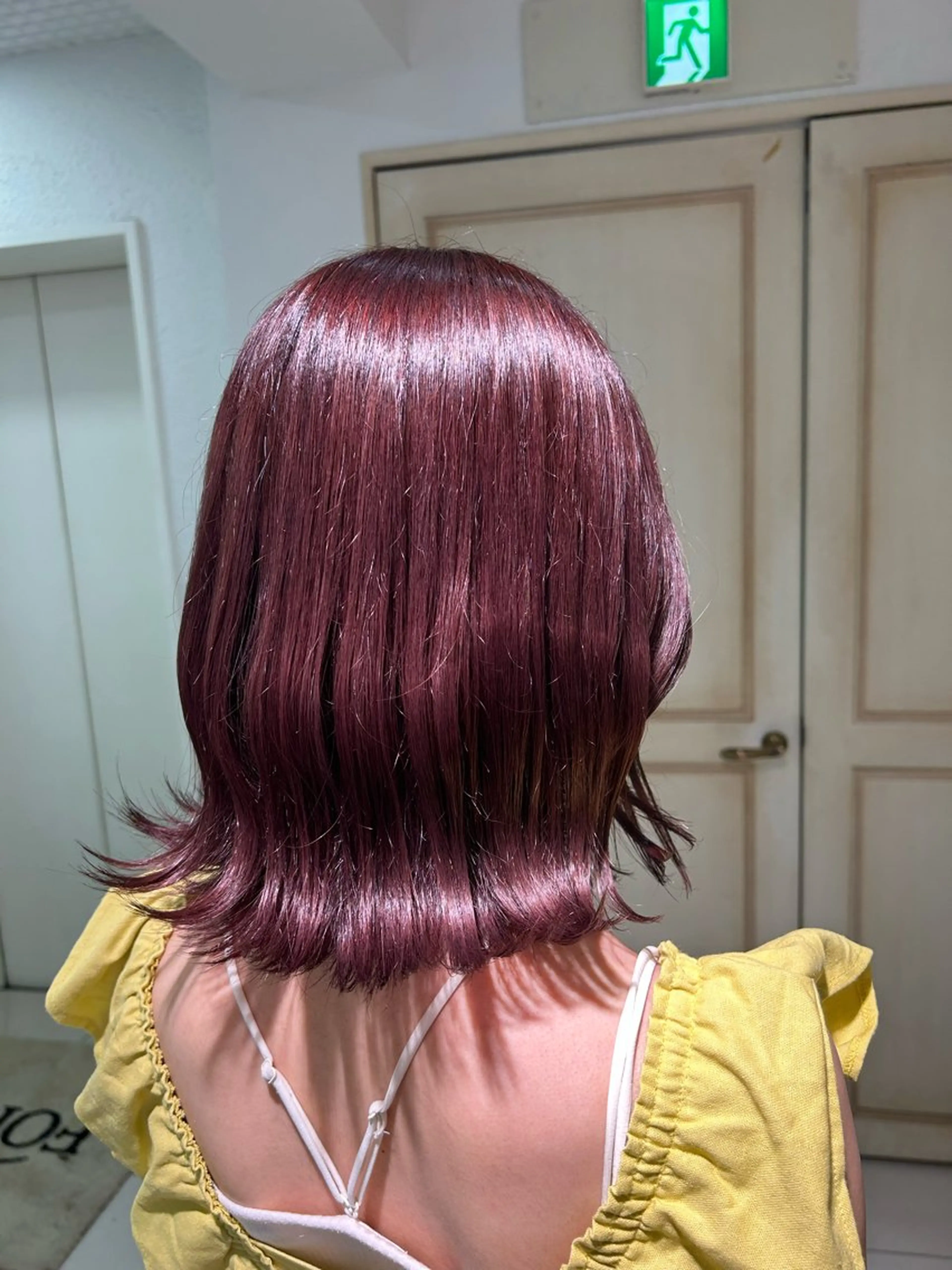 ショート ハイトーンカラー 🤍🫧 長井 律のヘアスタイル