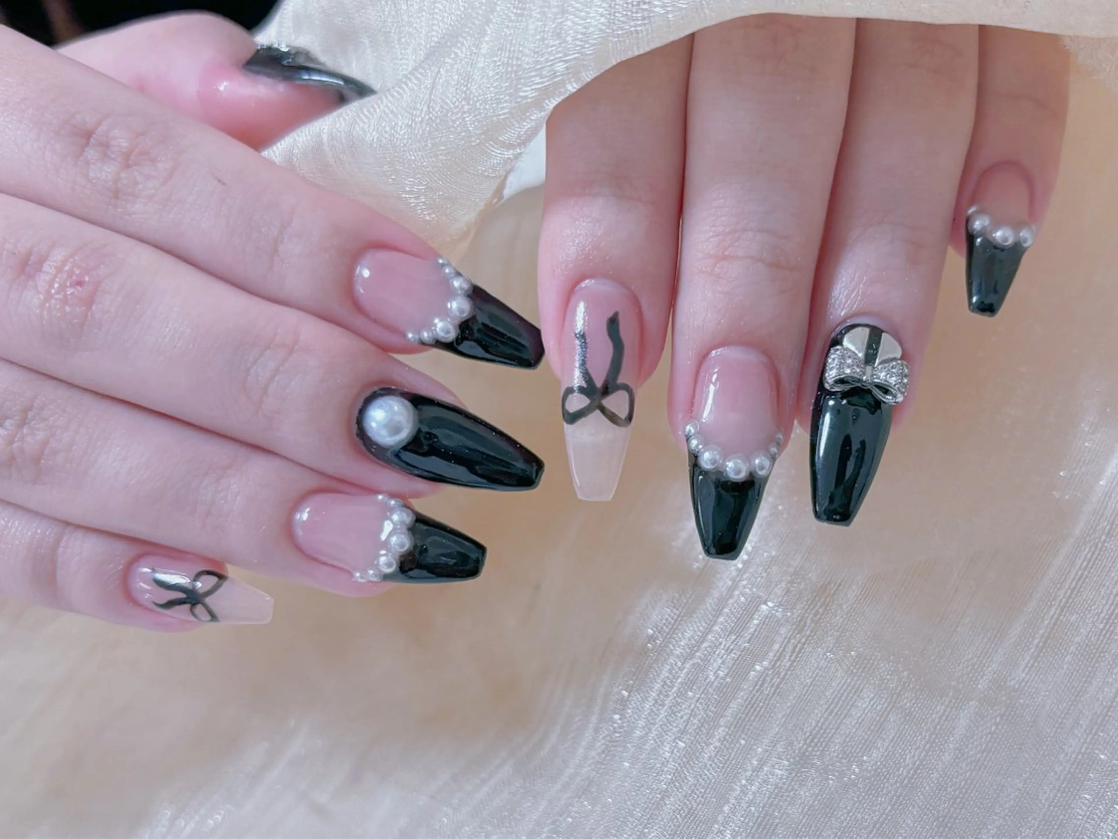 ネイル ネイルサロンエクラ 🫧Shizukaのネイルデザイン