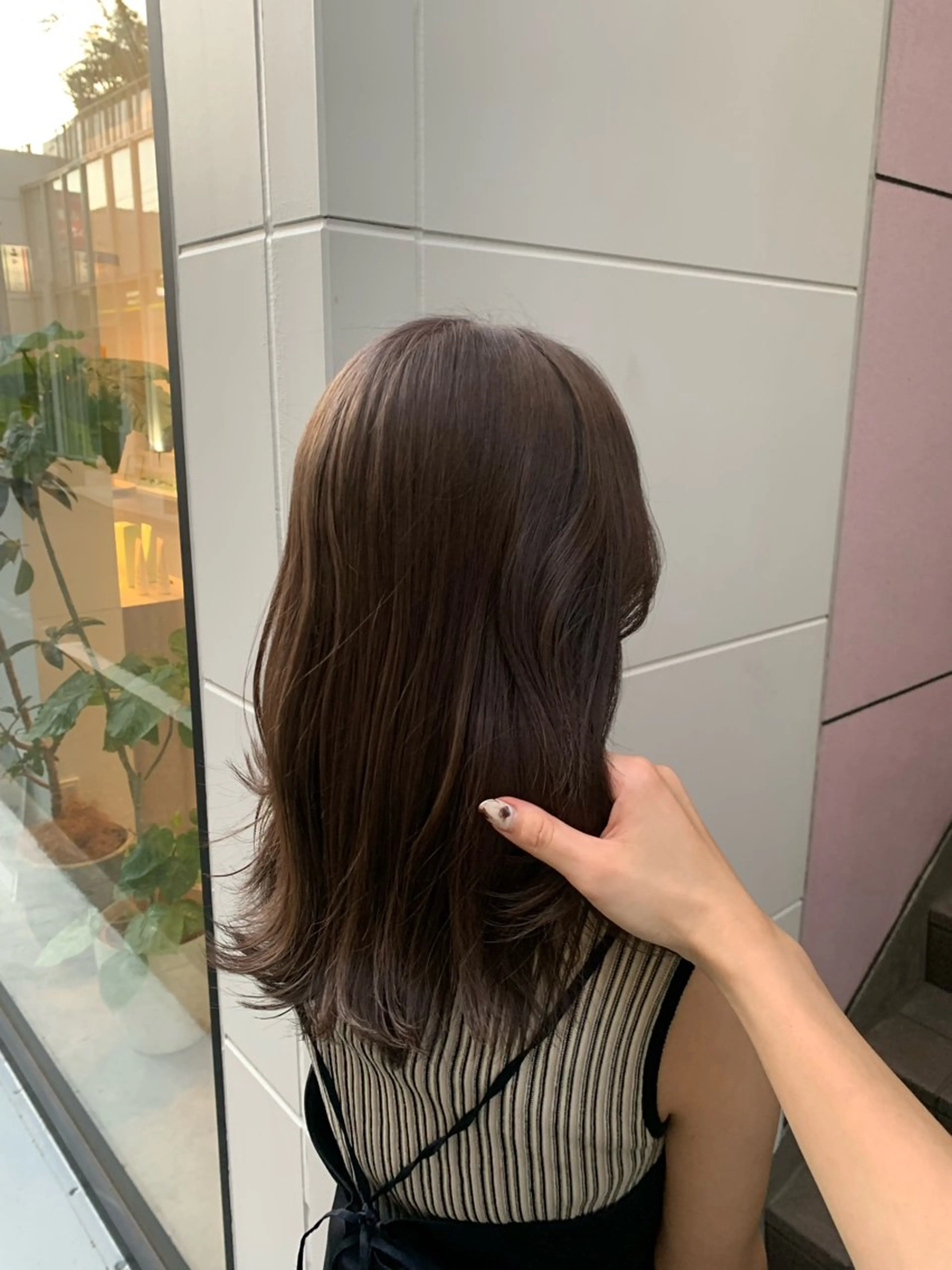 セミロング カラー ブリーチ カット ヘアカラー トリートメント soëll所属・🤍そぶえ　ゆうな/ 暖色カラー/縮毛矯正のヘアスタイル