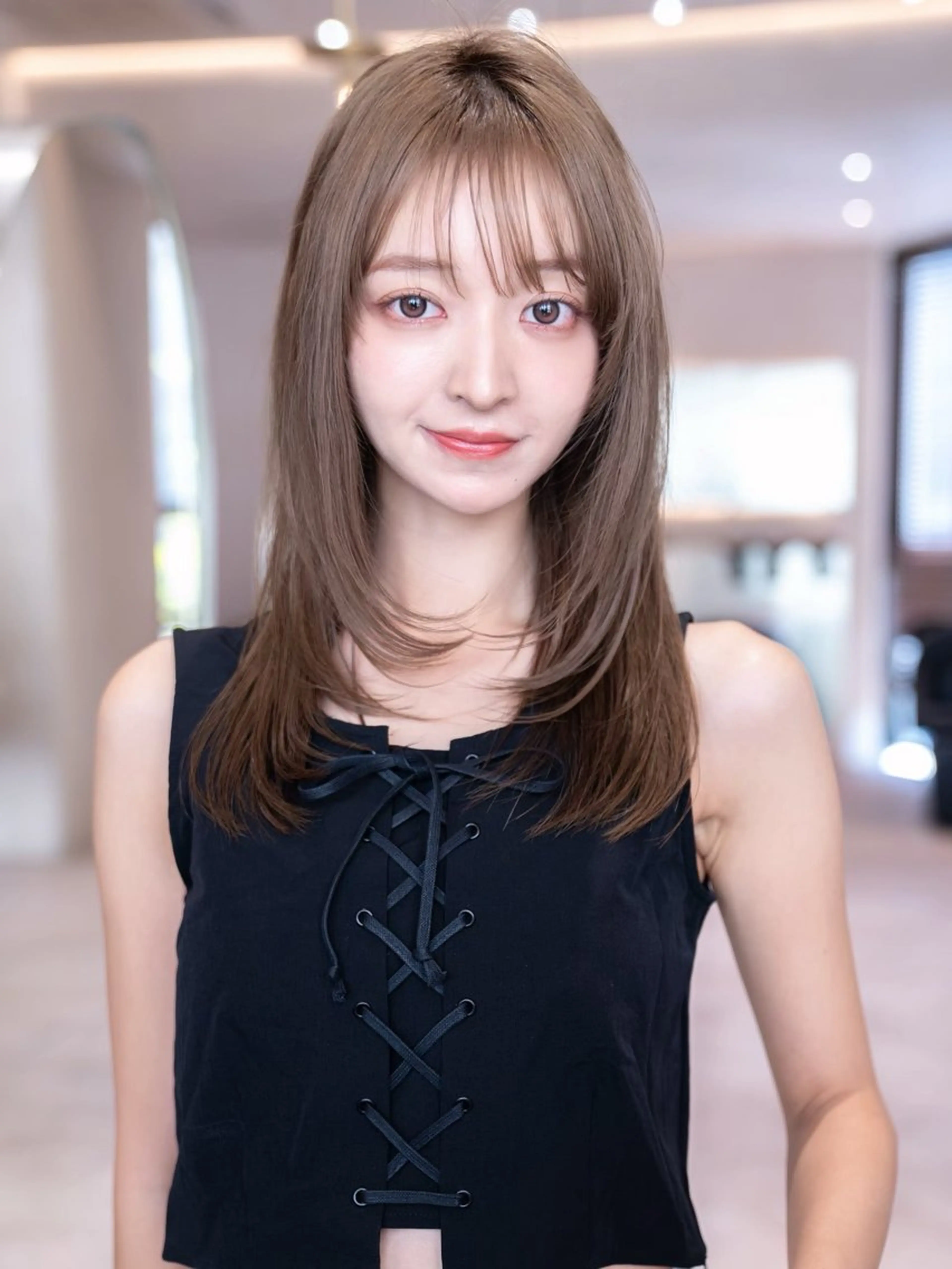 セミロング カラー ヘアカラー 顔周りカット/ 透明感カラー/ユナのヘアスタイル