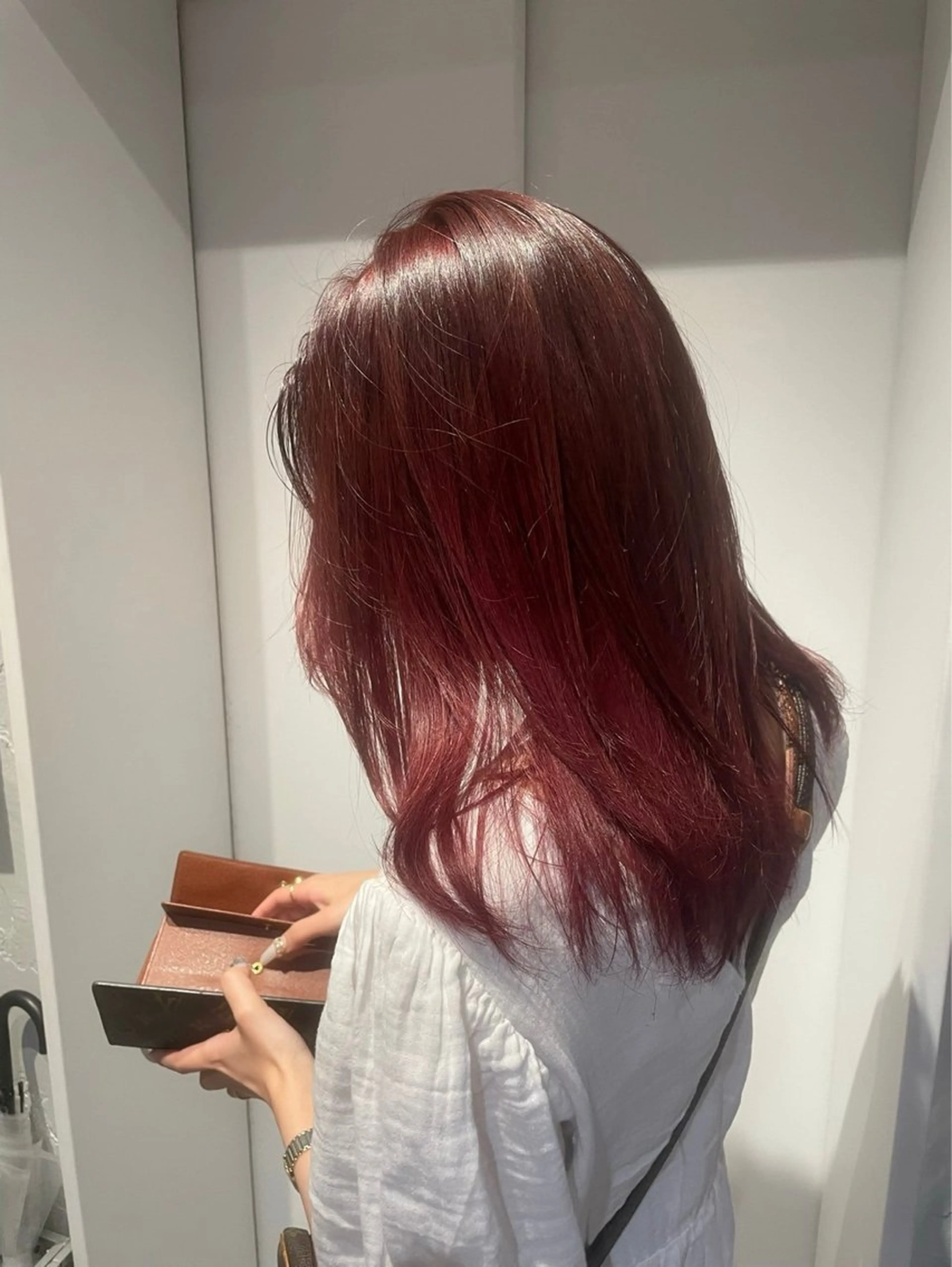 セミロング カラー オタク美容師🛍/ 酸性ストレート/艶髪のヘアスタイル