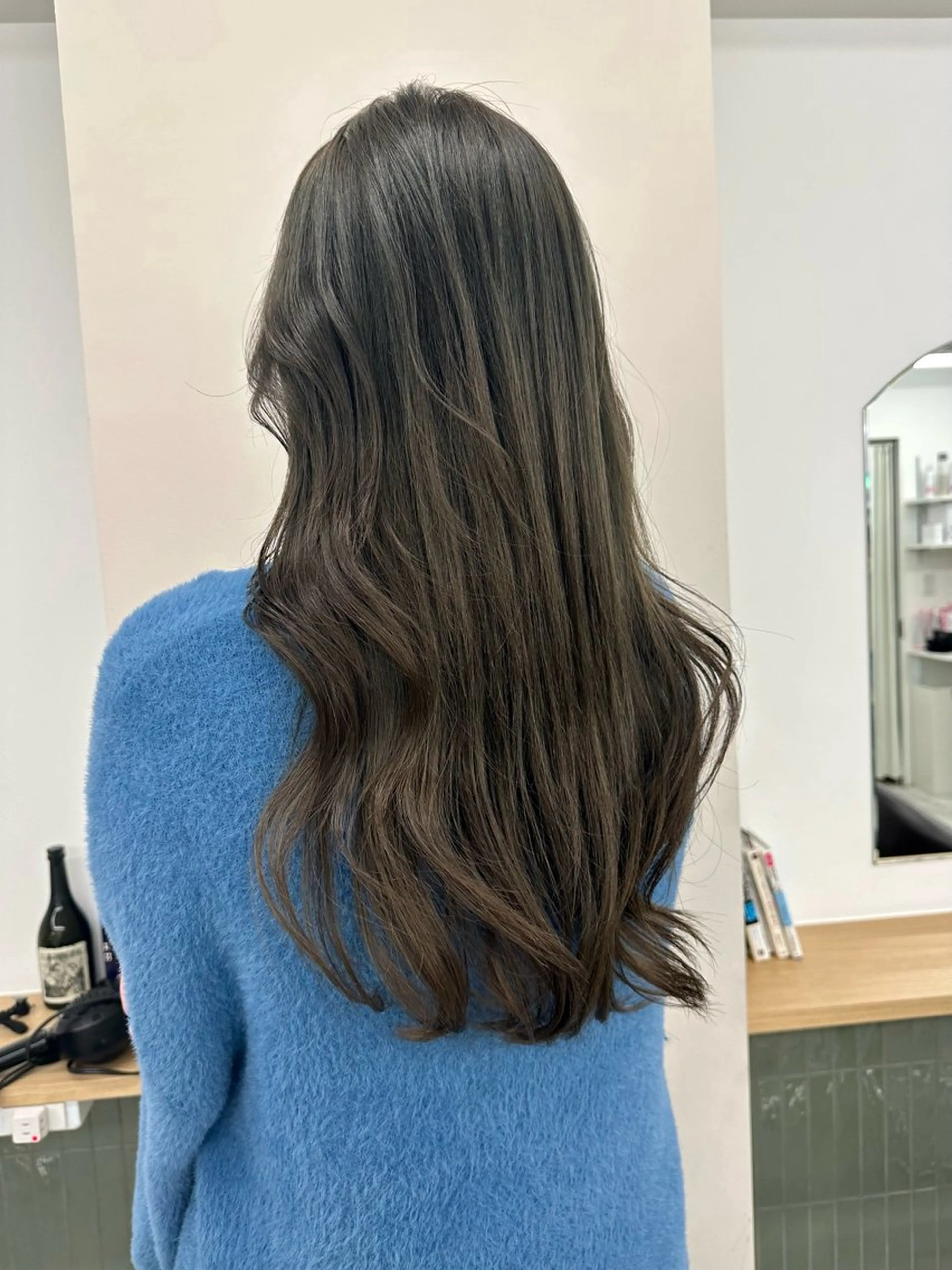 セミロング カラー カット ヘアカラー トリートメント ブリーチなし/レイヤ ー特化🌈Tommyのヘアスタイル