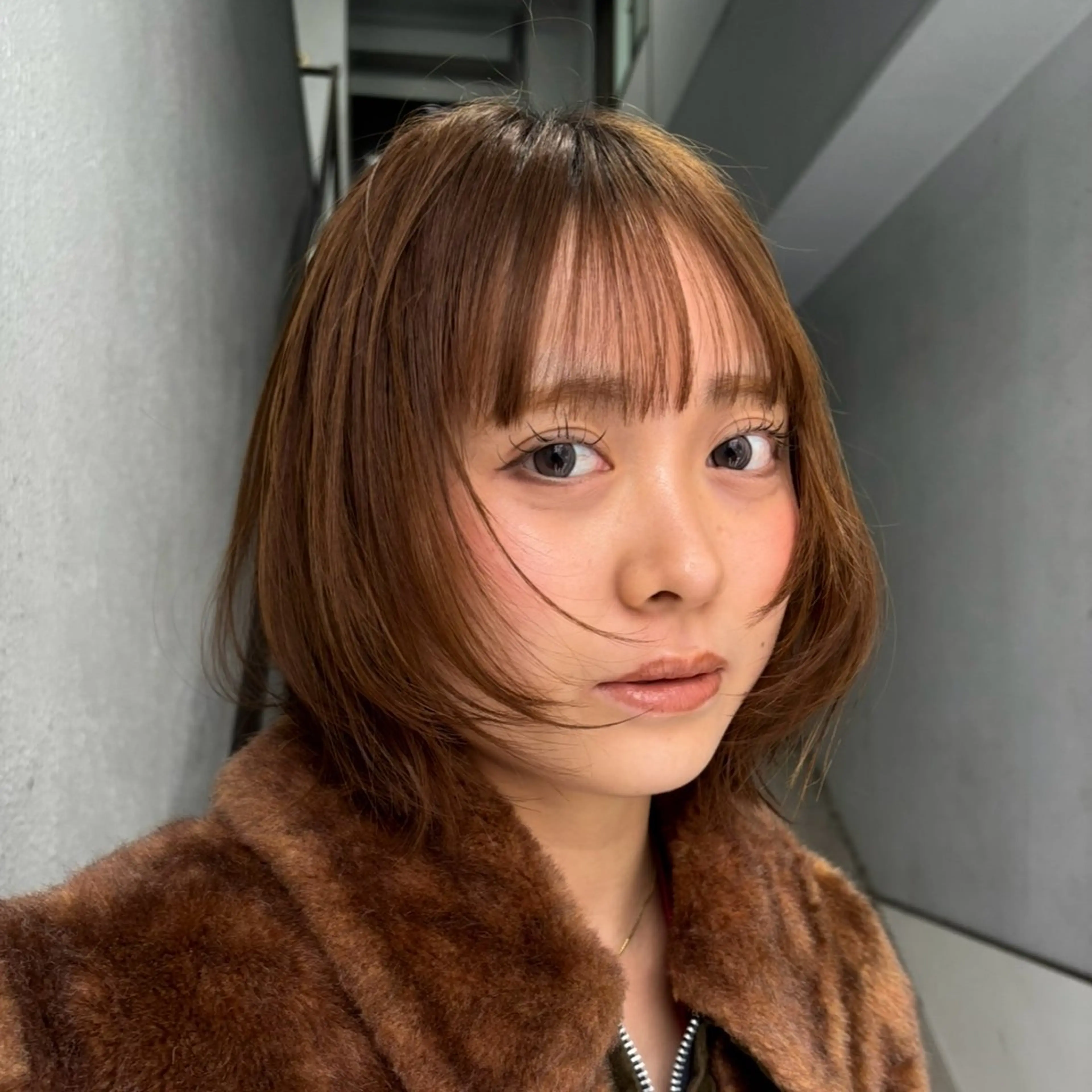 ミディアム カラー カット レイヤー/ベージュ/ Yurika🐝🤎のヘアスタイル