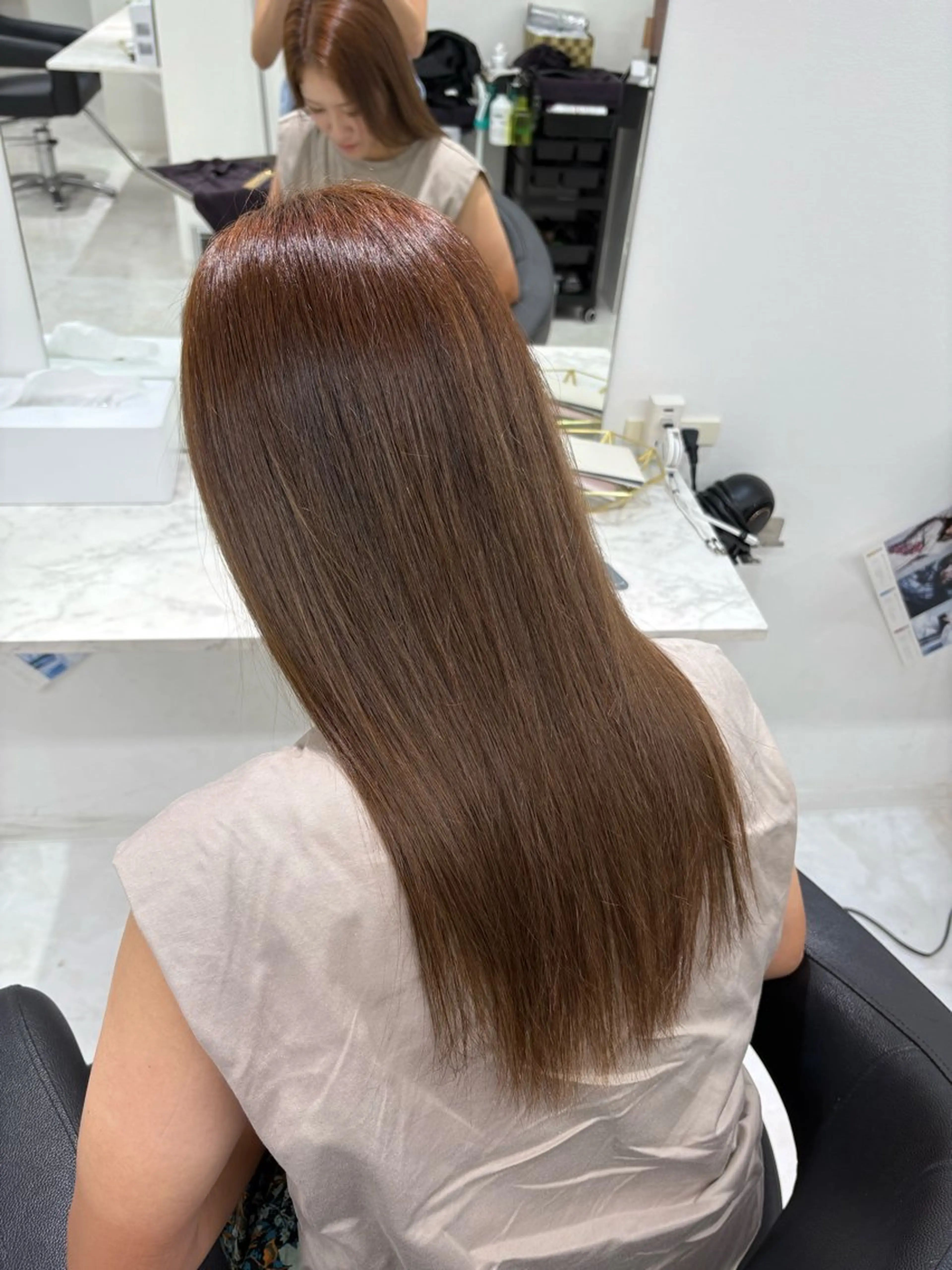 ミディアム CHAiL.Yuzu 艶カラー韓国エクステのヘアスタイル