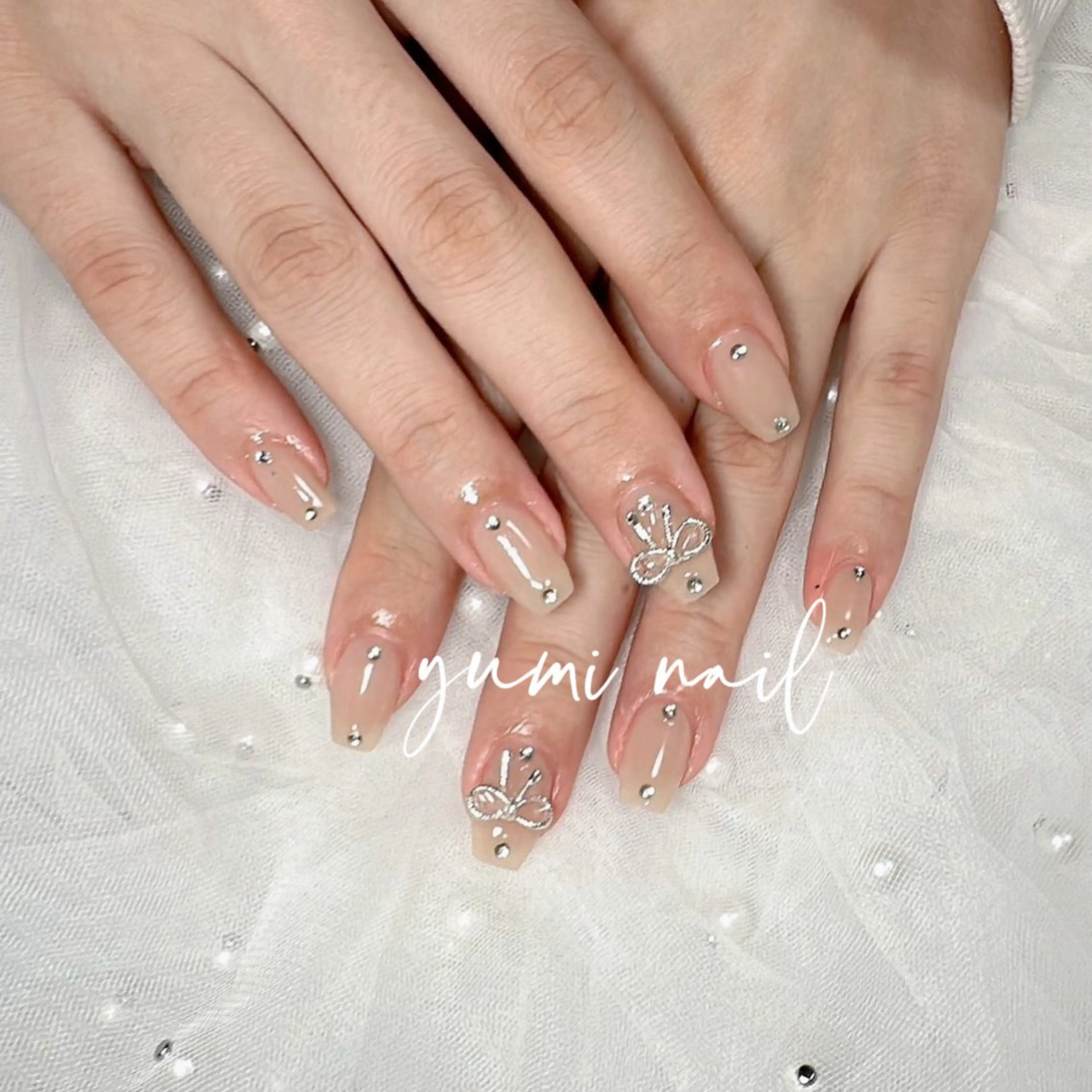 ネイル 𝐲𝐮𝐦𝐢🎀 長さ出しデザイン専門のネイルデザイン