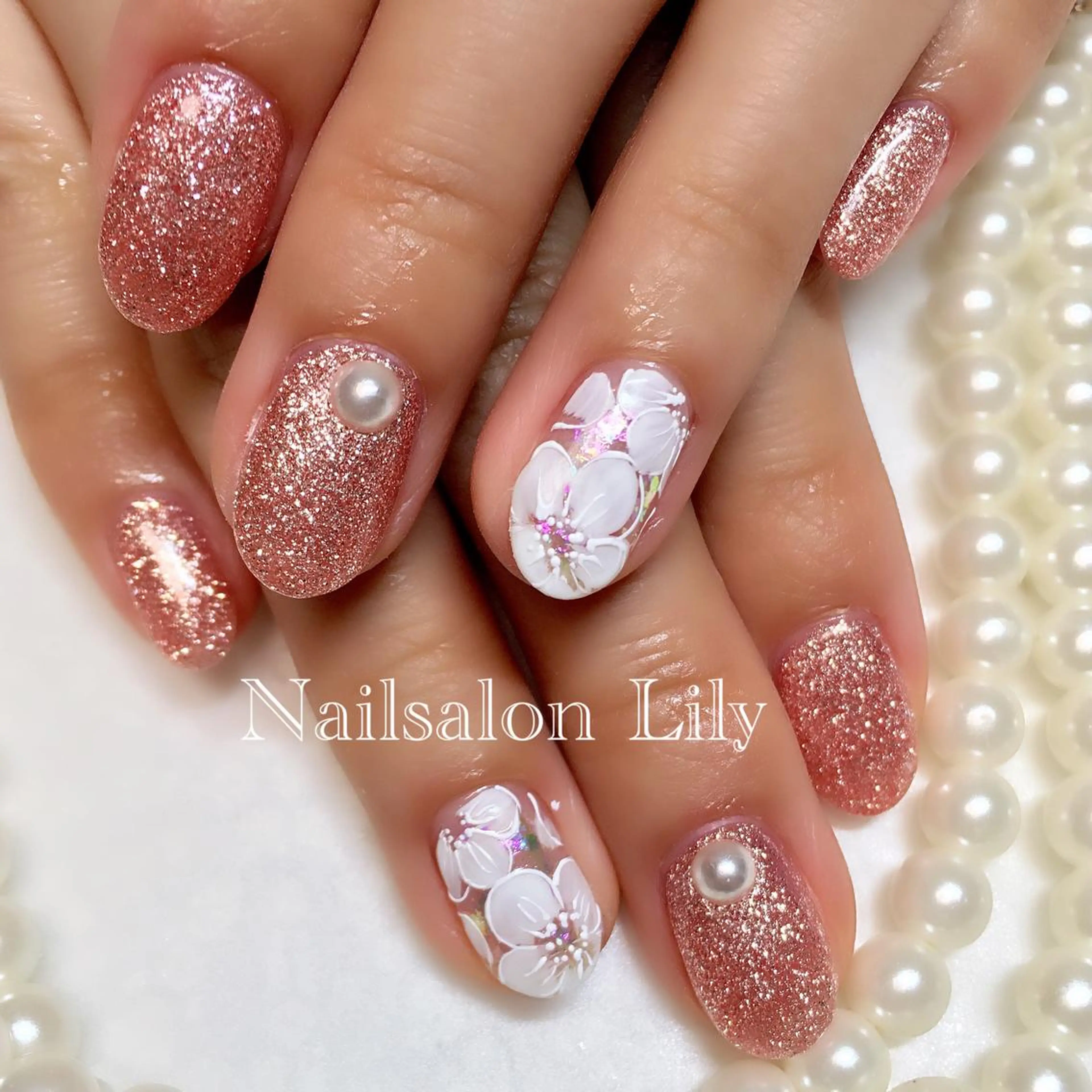 ネイル フラワーネイル Nailsalon Lilyのネイルデザイン