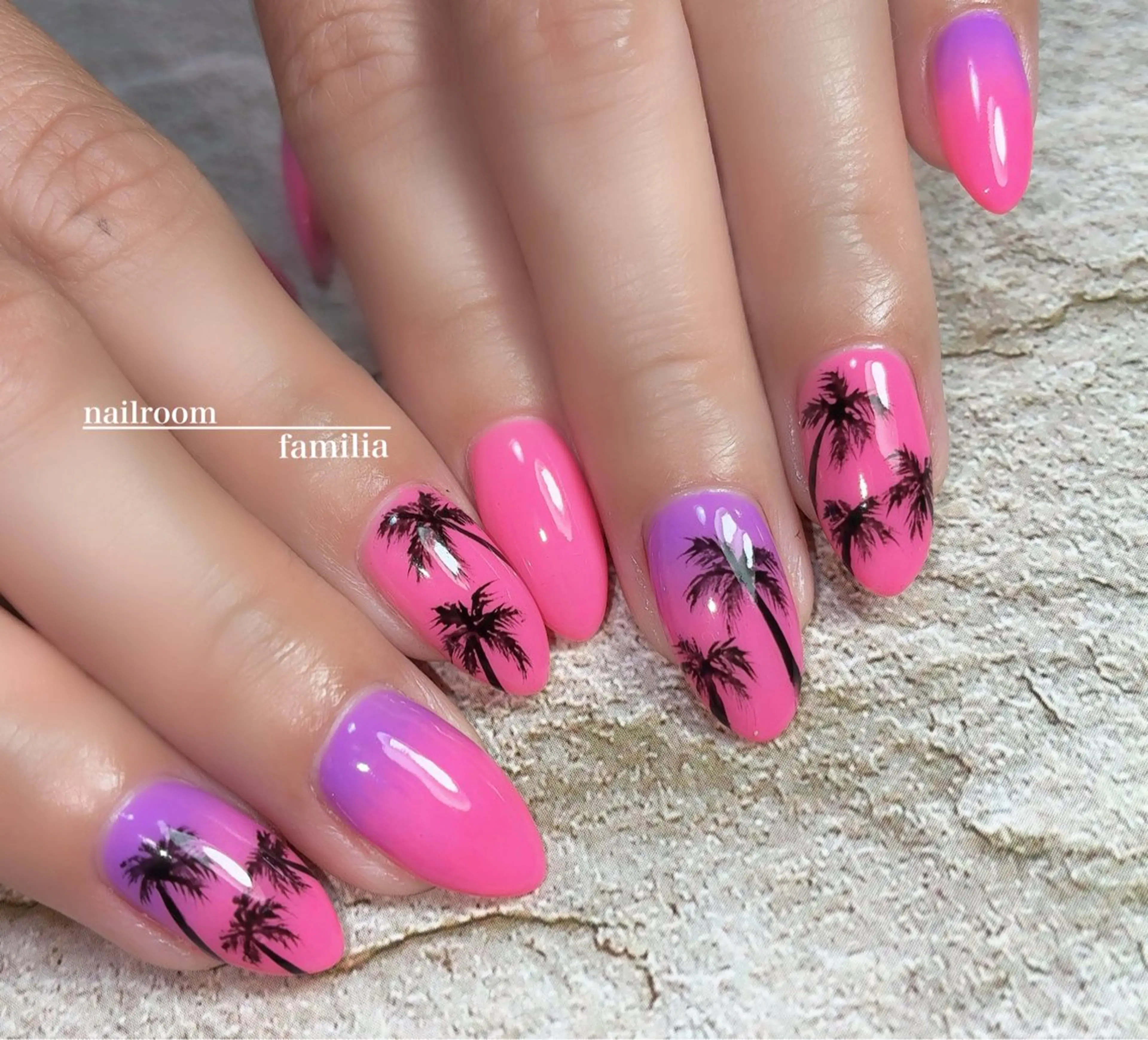 ネイル グラデーション ハンドネイル -nailroom- familiaのネイルデザイン