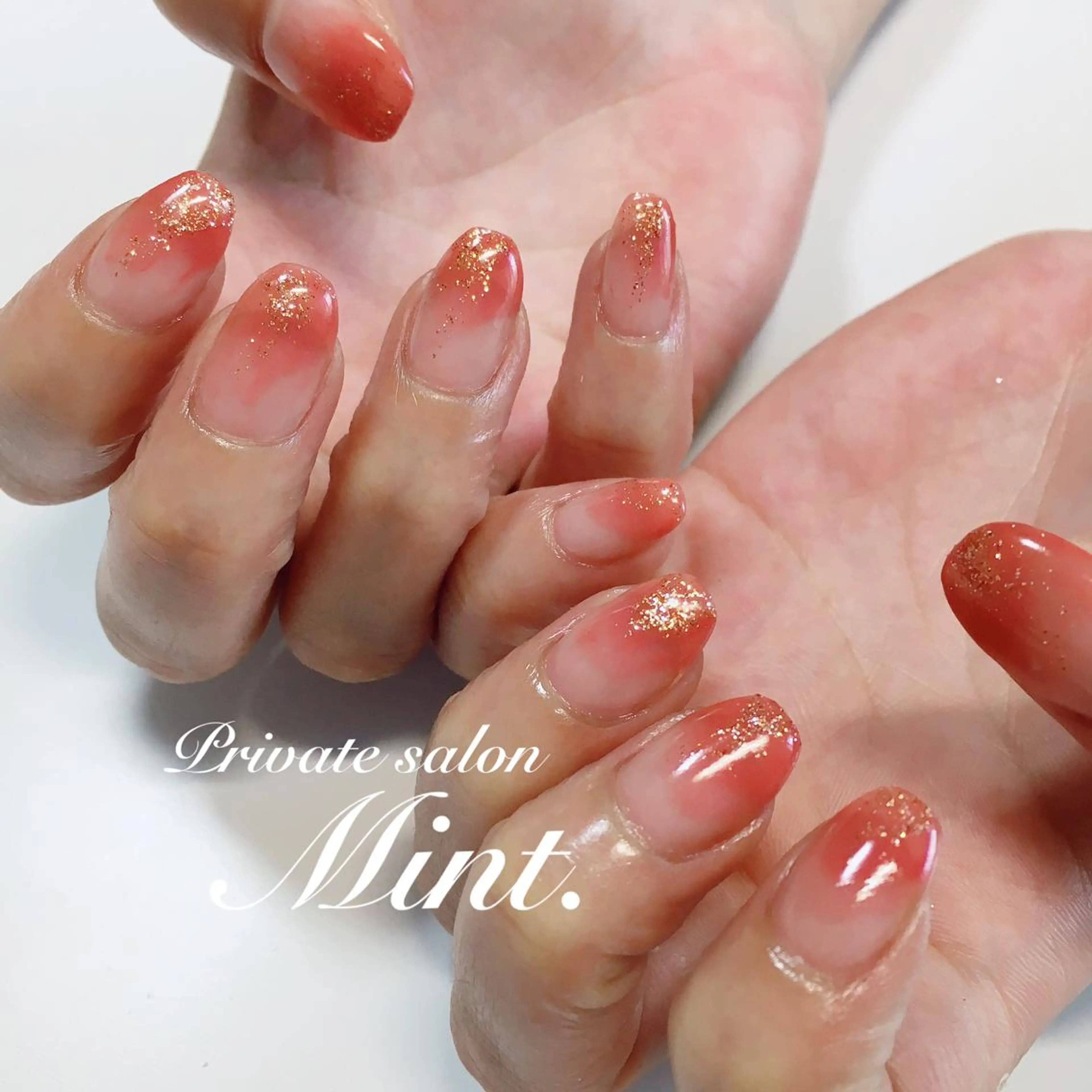 ショート ネイル ジェルネイル グラデーション ハンドネイル Mint. nailのネイルデザイン