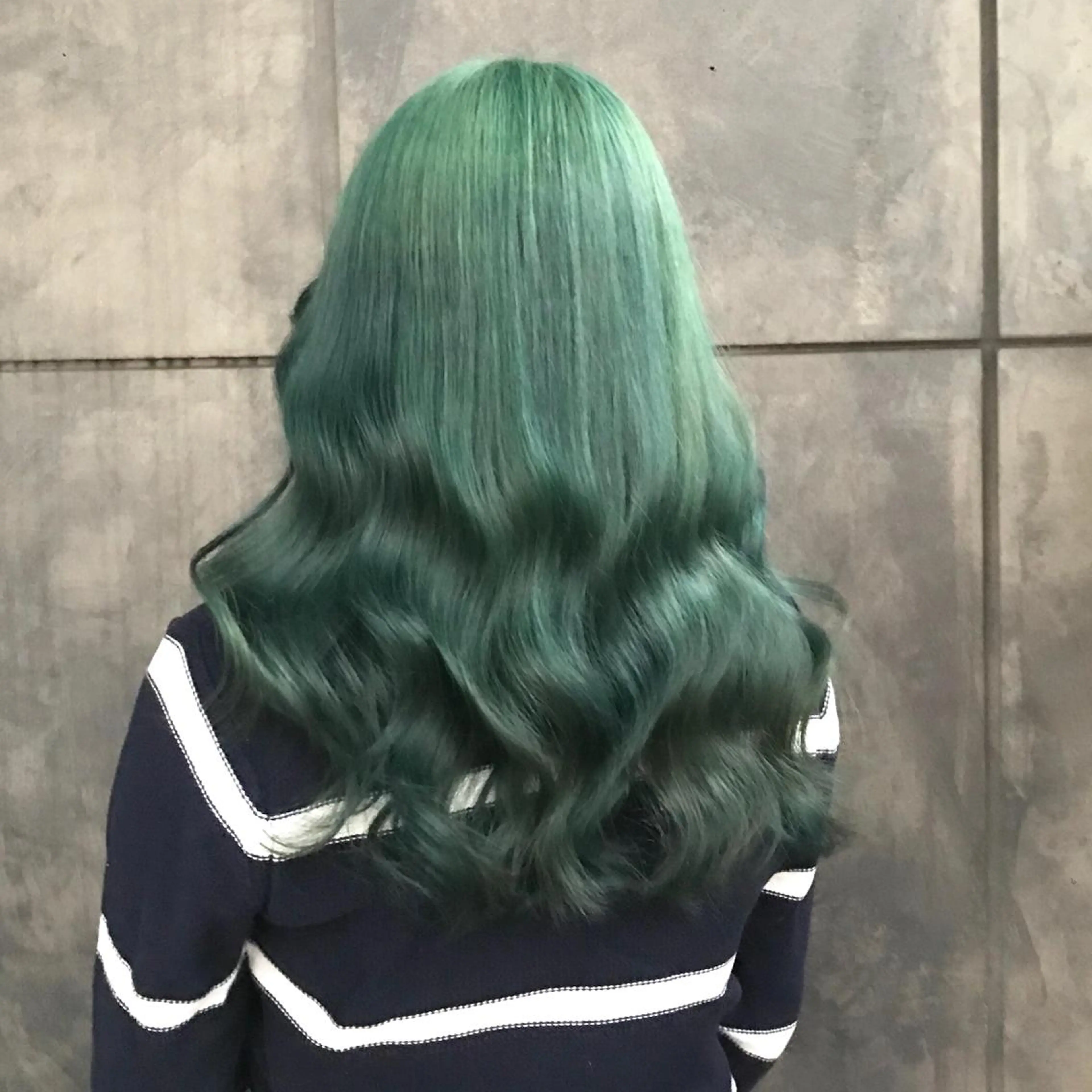 ロング カラー ブリーチ ヨシンモリ ムルギョル巻き 韓国風ヘア シースルーバング サロウィン所属・K-POP好き美容師 🇰🇷Kai.Yのヘアスタイル