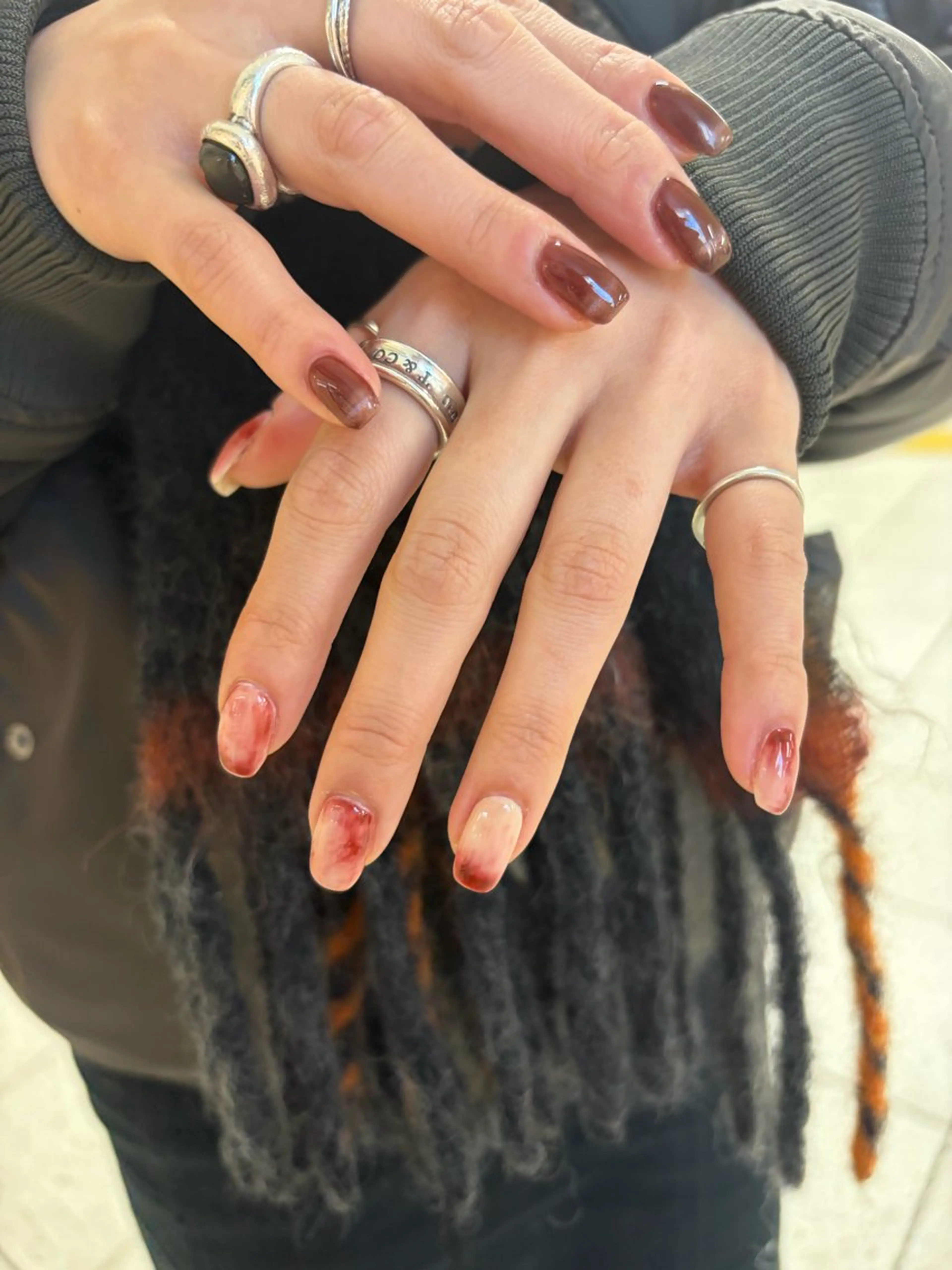 ミディアム She Nail studio原宿店所属・akari原宿 プライベートサロンのネイルデザイン