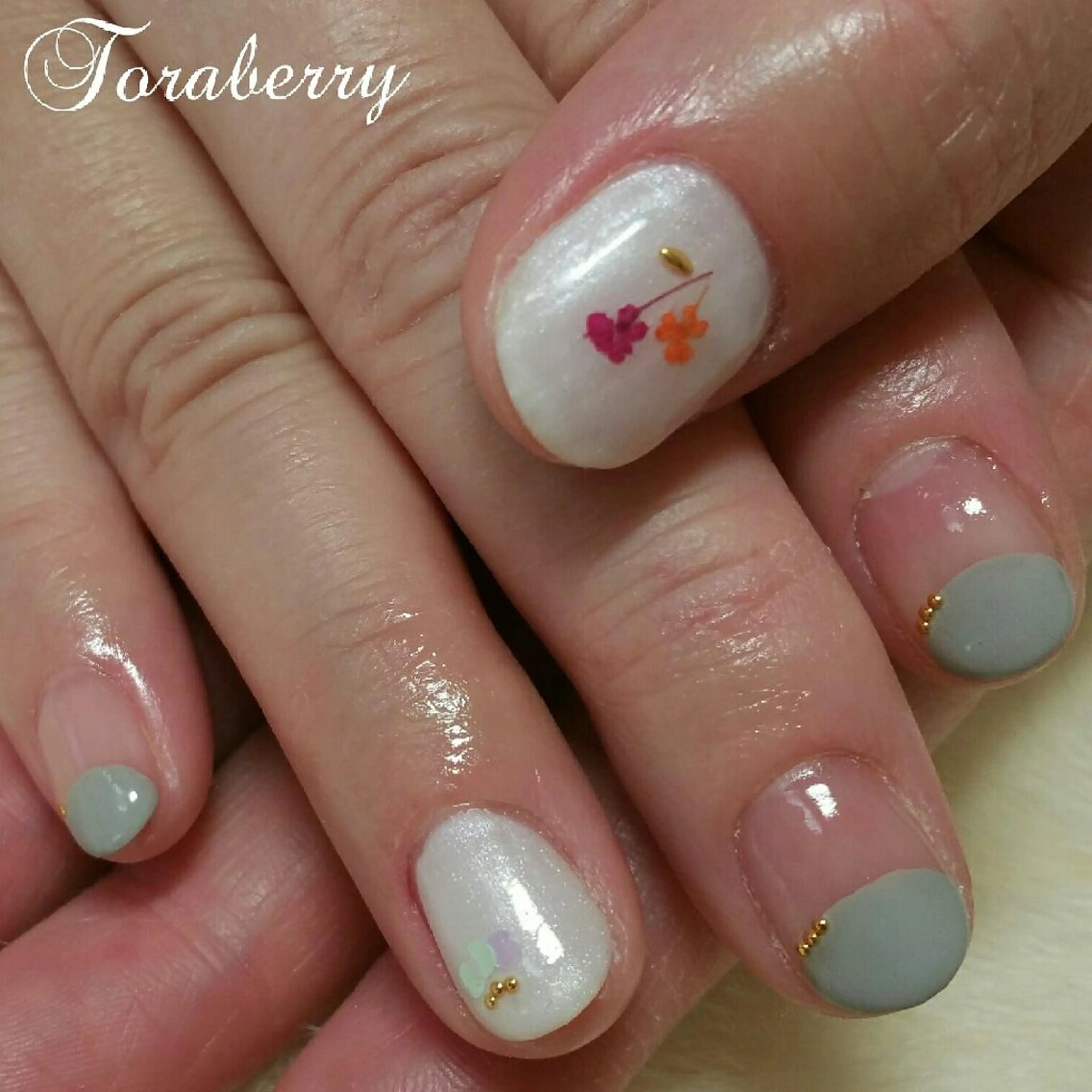 ネイル 持ち込み ネイリスト なつみのネイルデザイン