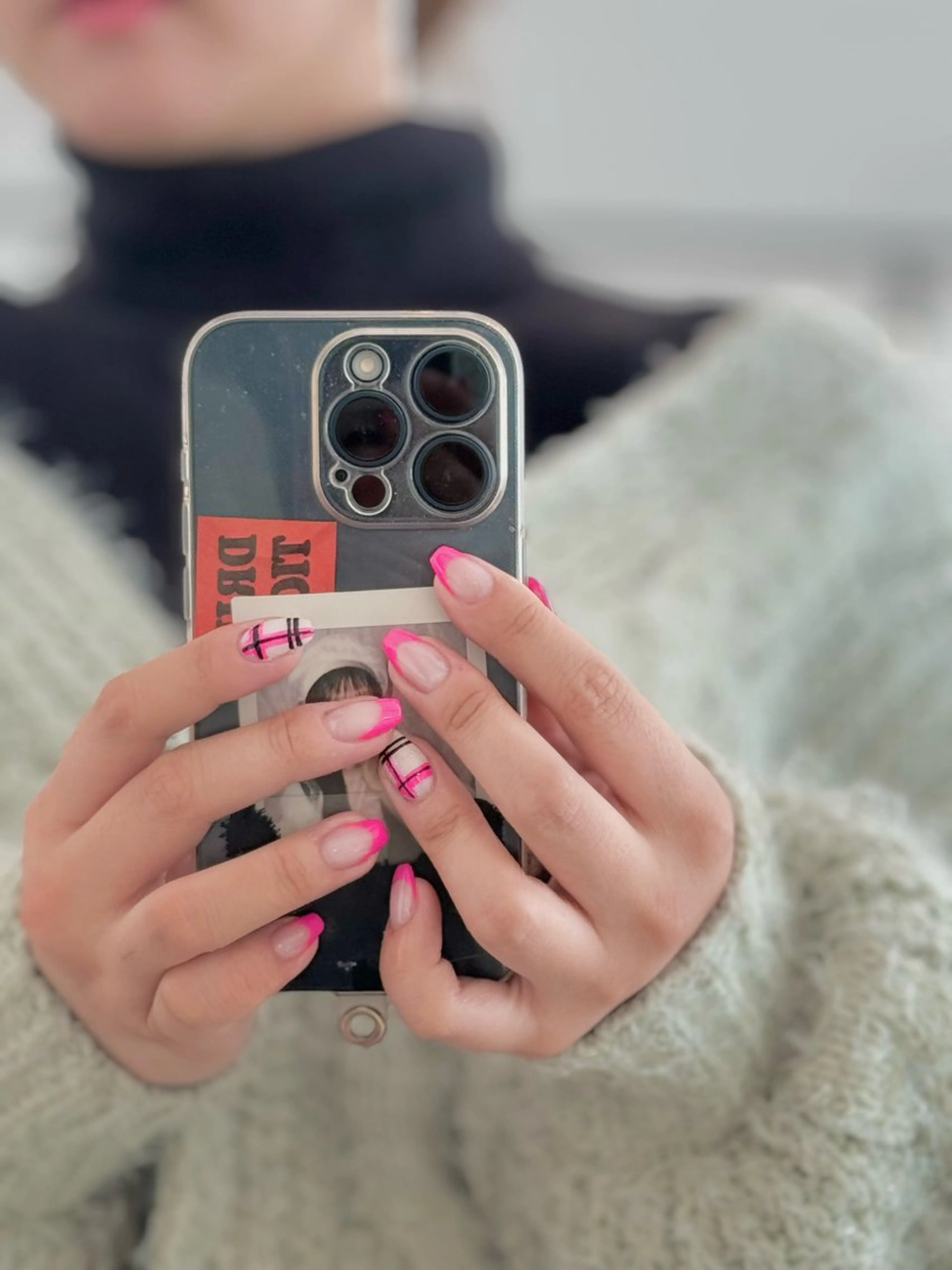 フレンチネイル☆ご新規様、1ヶ月以内ご来店のリピーター様オフ代無料の写真