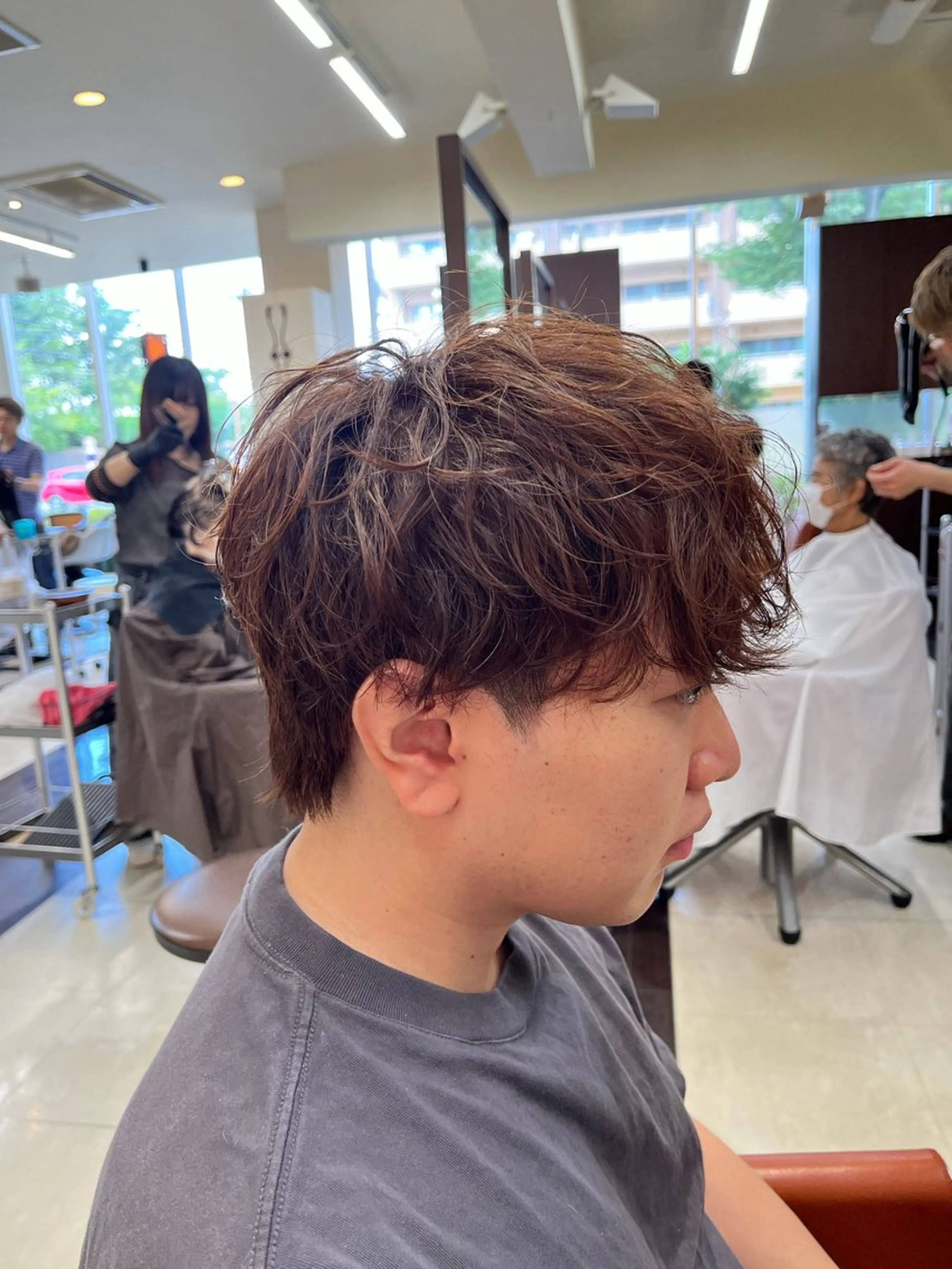 ショート カラー パーマ メンズ マッシュウルフ マッシュ メンズウルフカット ブラウンカラー ウルフカット AROH  men's cut&men's perm 船橋店所属・🧊メンズ特化🧊 高木航希のヘアスタイル