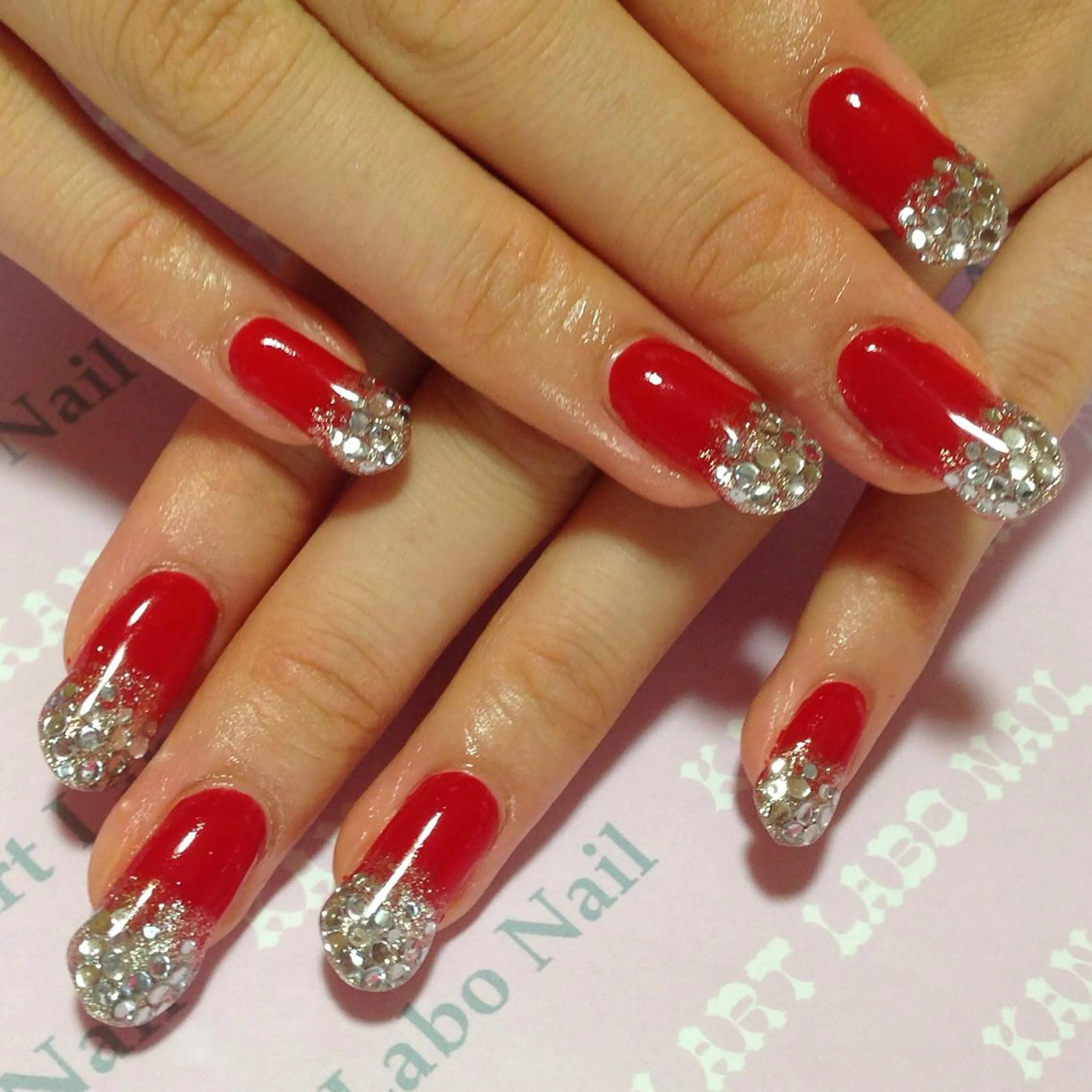 ネイル ゴージャス ストーンネイル ハンドネイル 管 裕子(日本人)のネイルデザイン