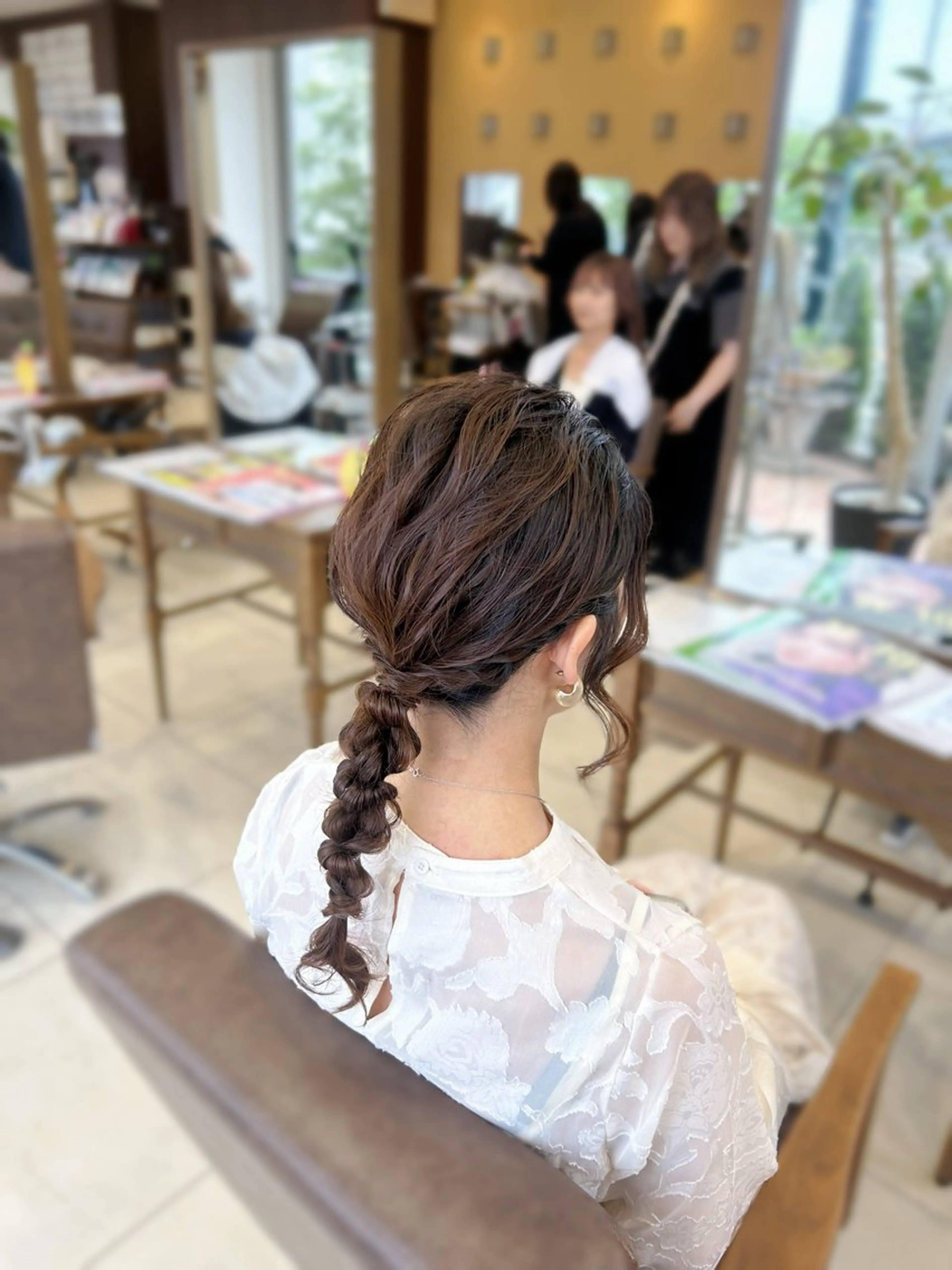 ミディアム ヘアセット 山村紗慧/透明感カラ ー/クロスパーマのヘアスタイル