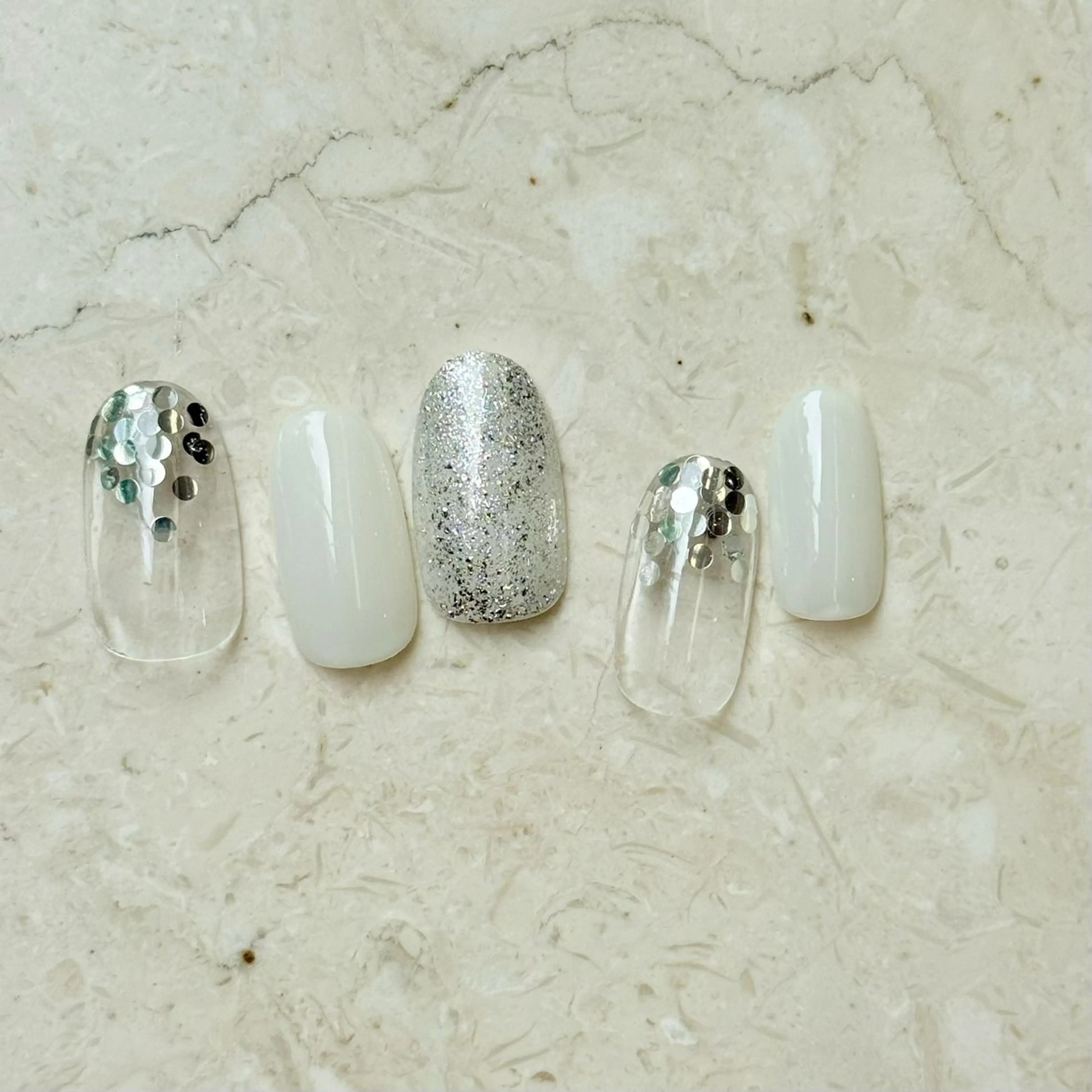 ネイル アートネイル MAXKELLY MAIKAのネイルデザイン