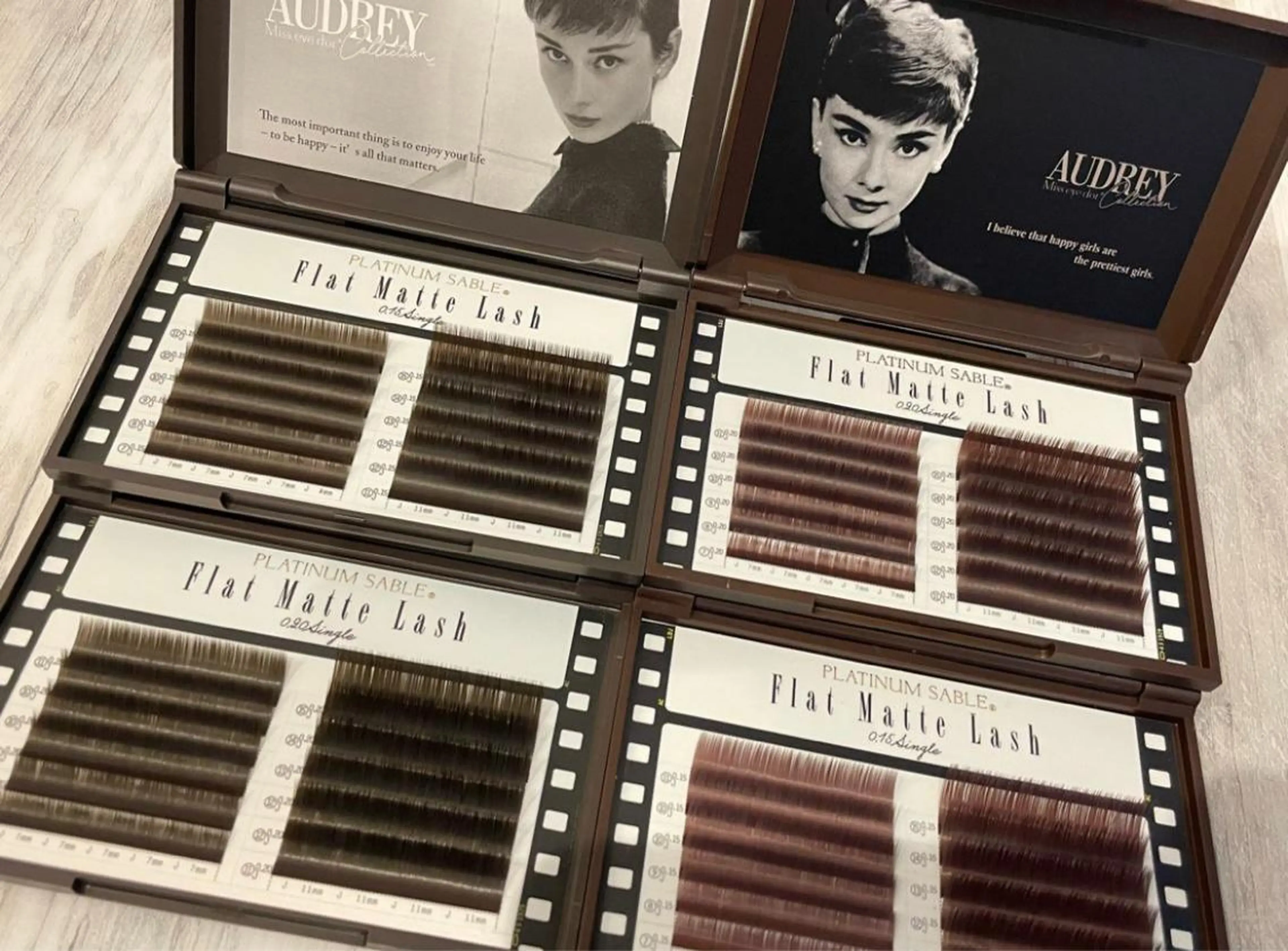 ブラウンフラットマットラッシュ  80本の写真