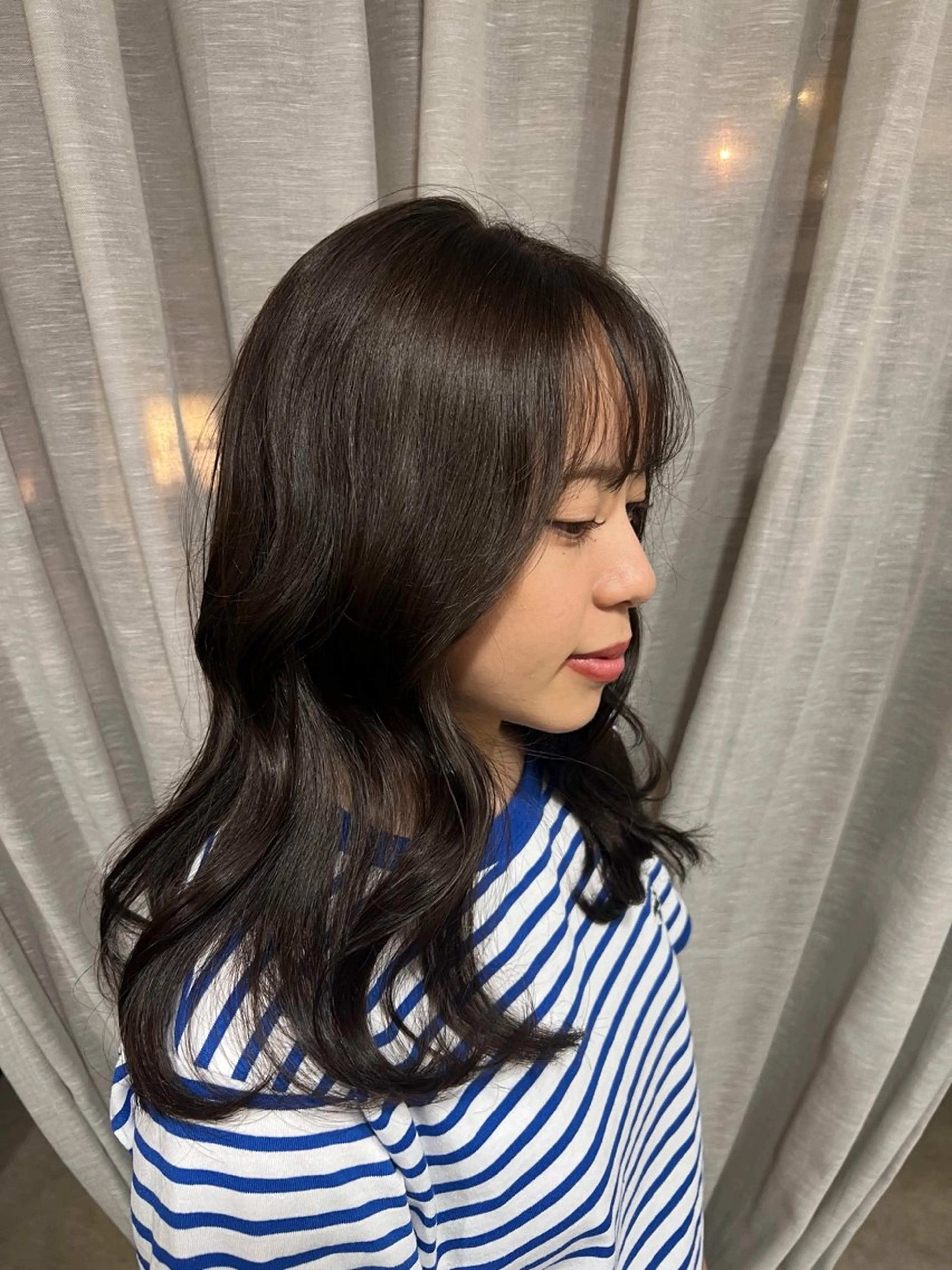 ミディアム カラー Iris.所属・Iris./ kawai nanaのヘアスタイル