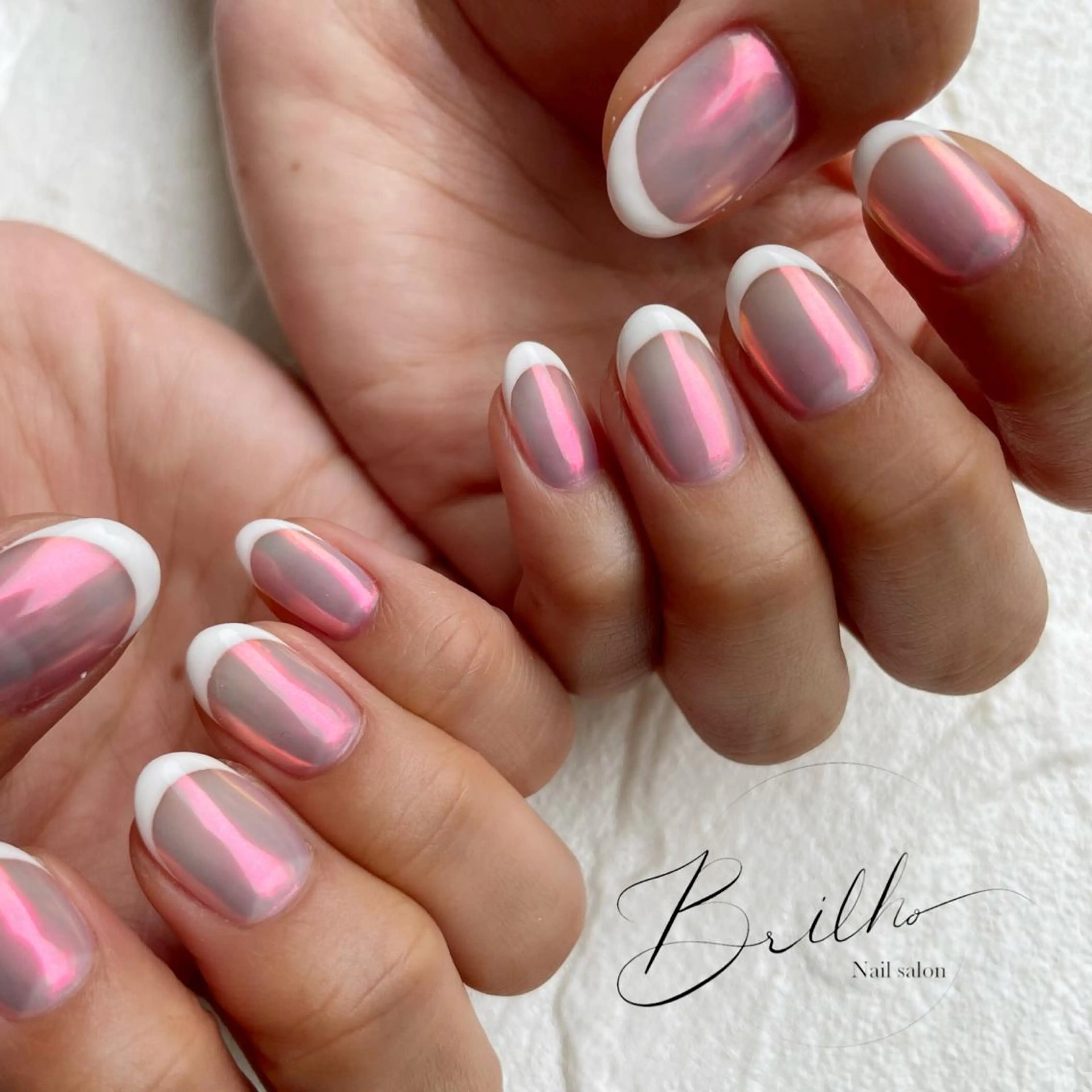 ミディアム Brilho SERIHOのネイルデザイン