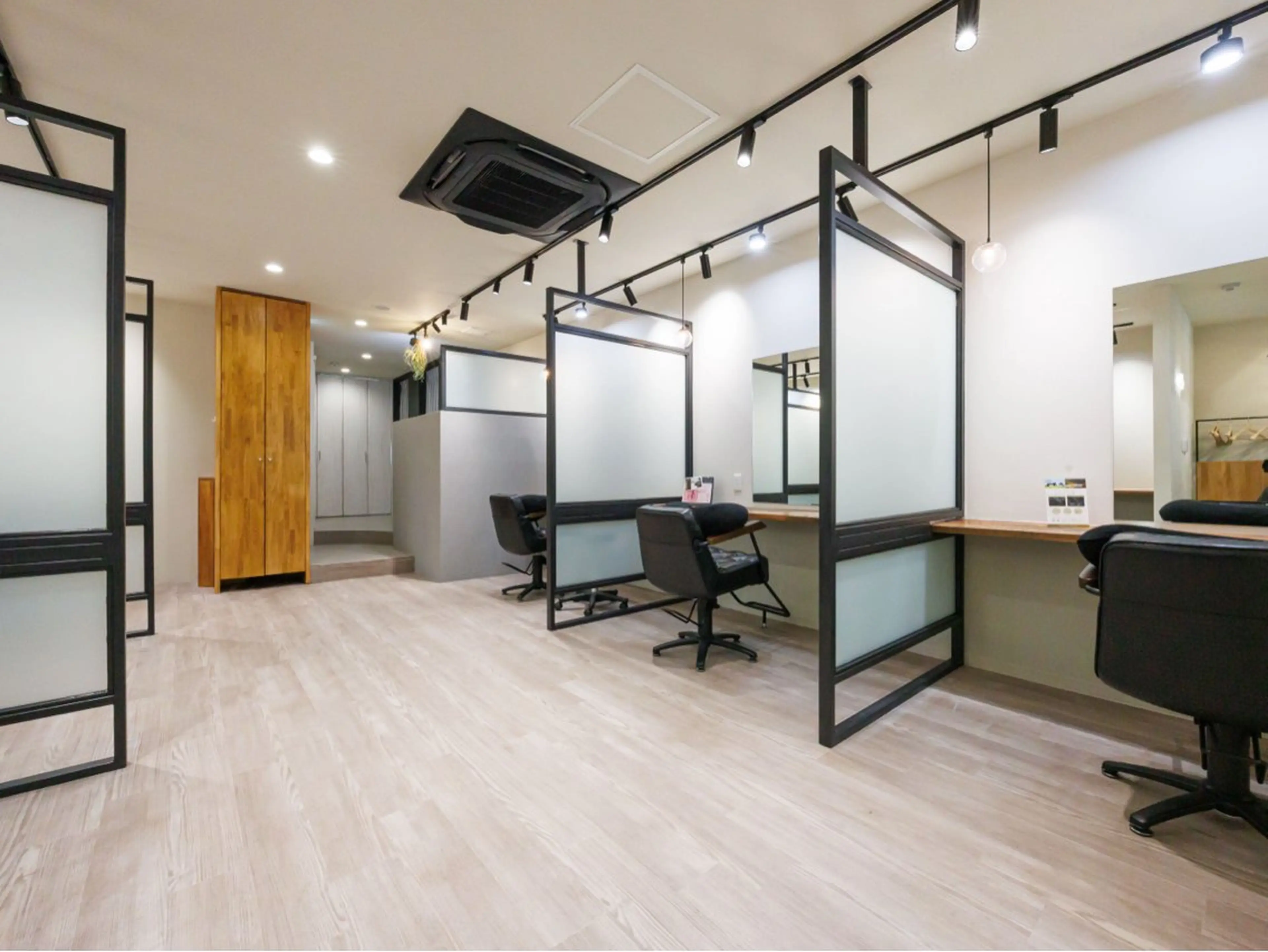 diar 大船所属・韓国風レイヤーカット kouki🐒🩶のヘアスタイル