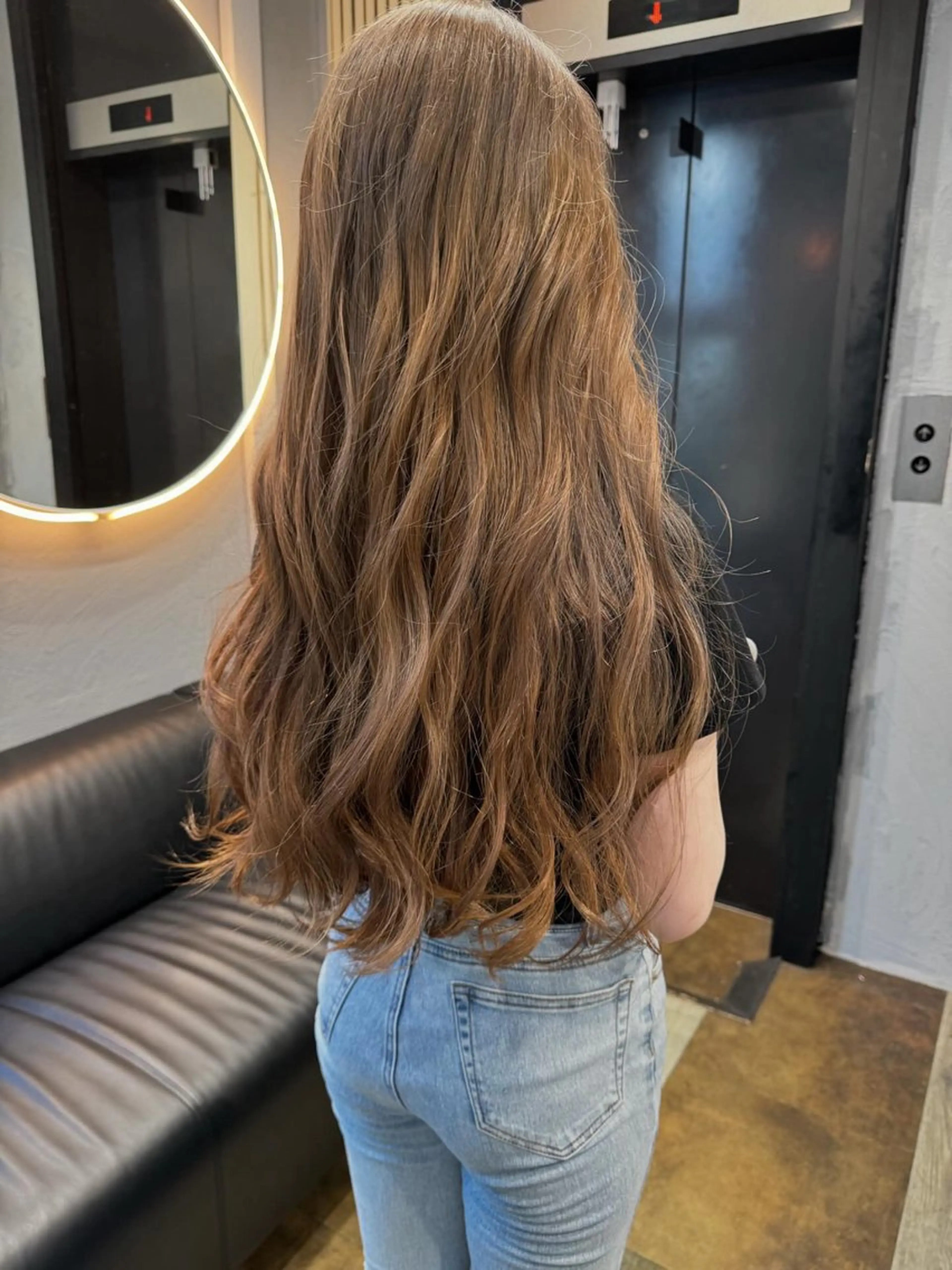 ロング カラー ヘアカラー トリートメント Gisel エリナのヘアスタイル