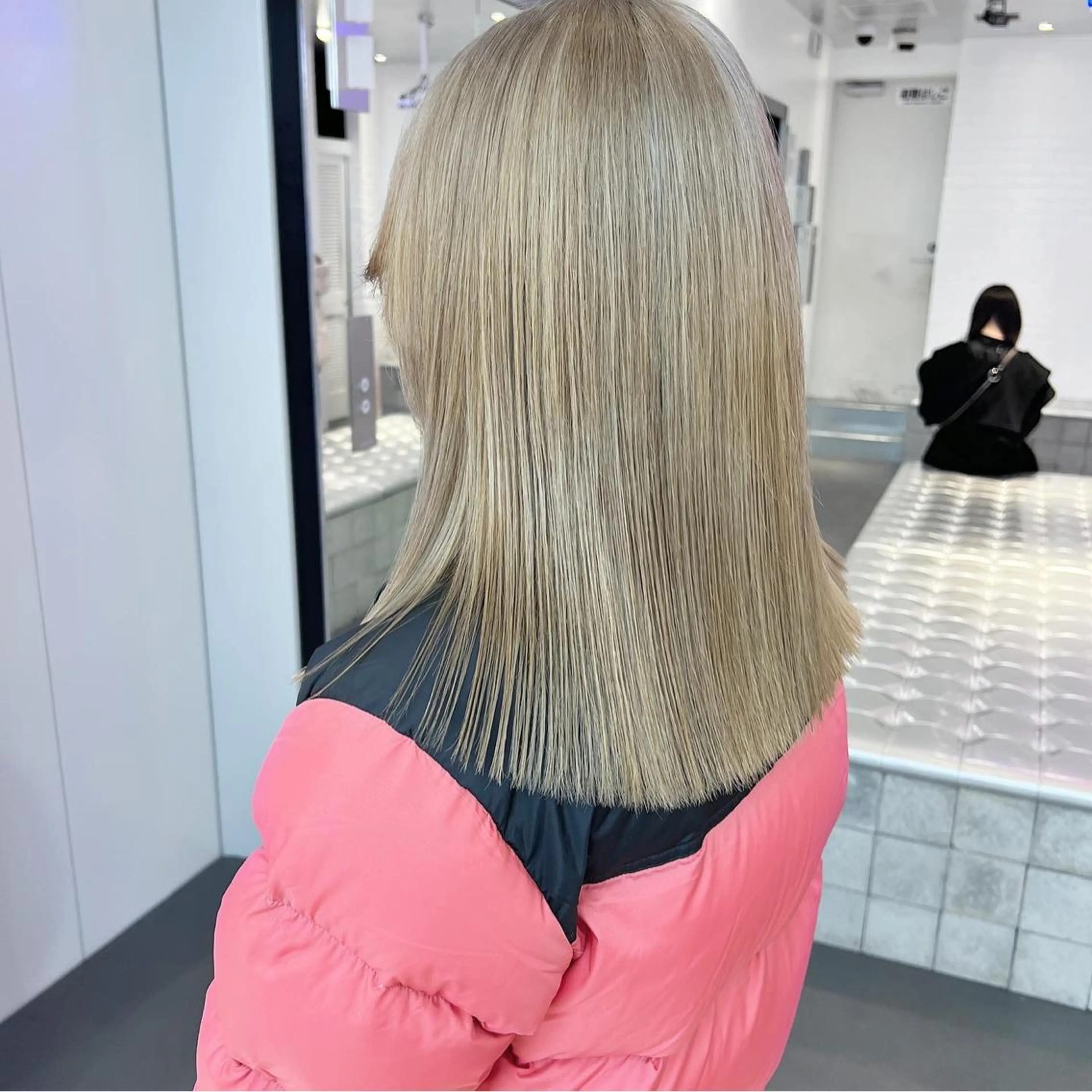 ロング カラー ヘアアレンジ ベージュカラー レイヤーカット指名 No.1💖マユカのヘアスタイル