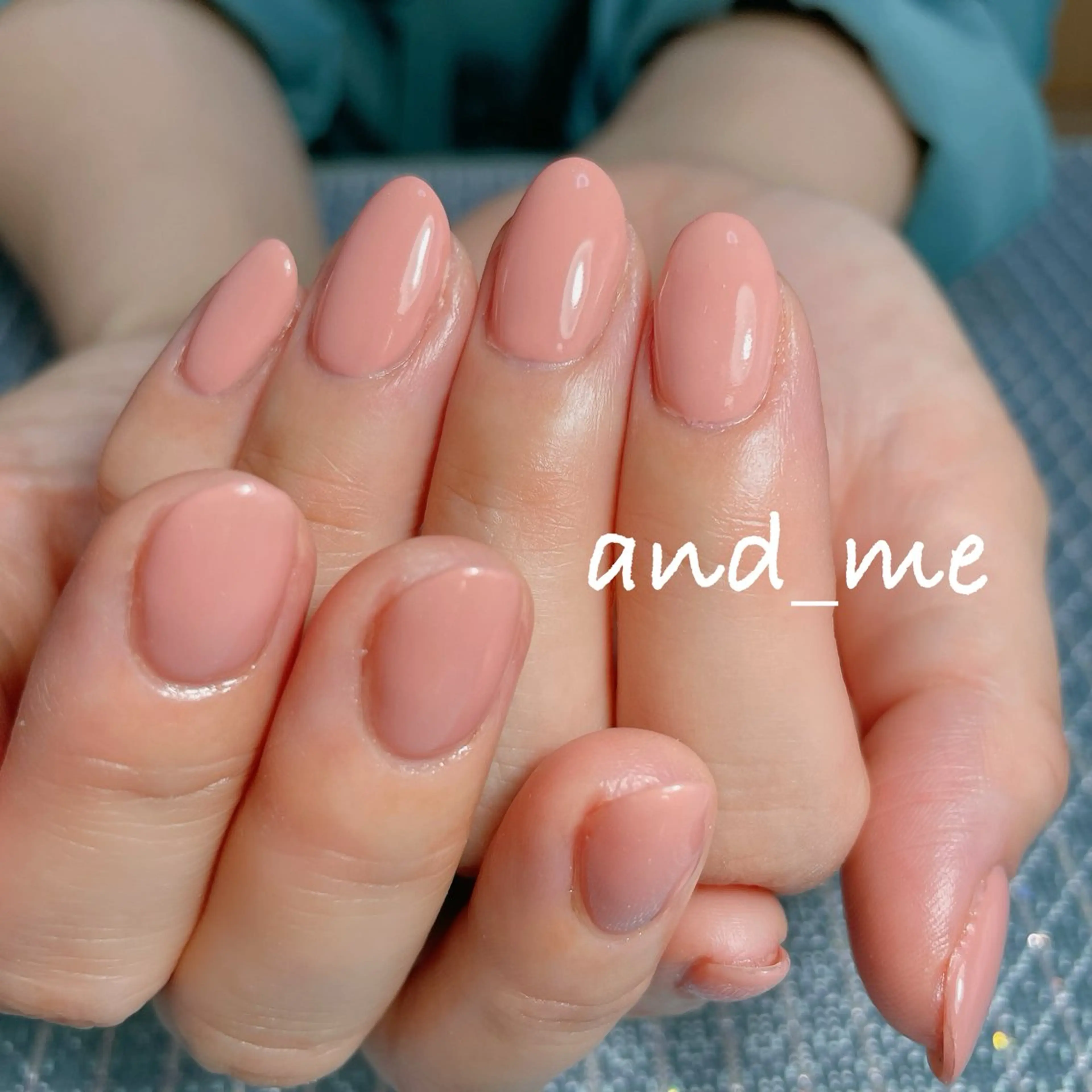 カラー and meのネイルデザイン