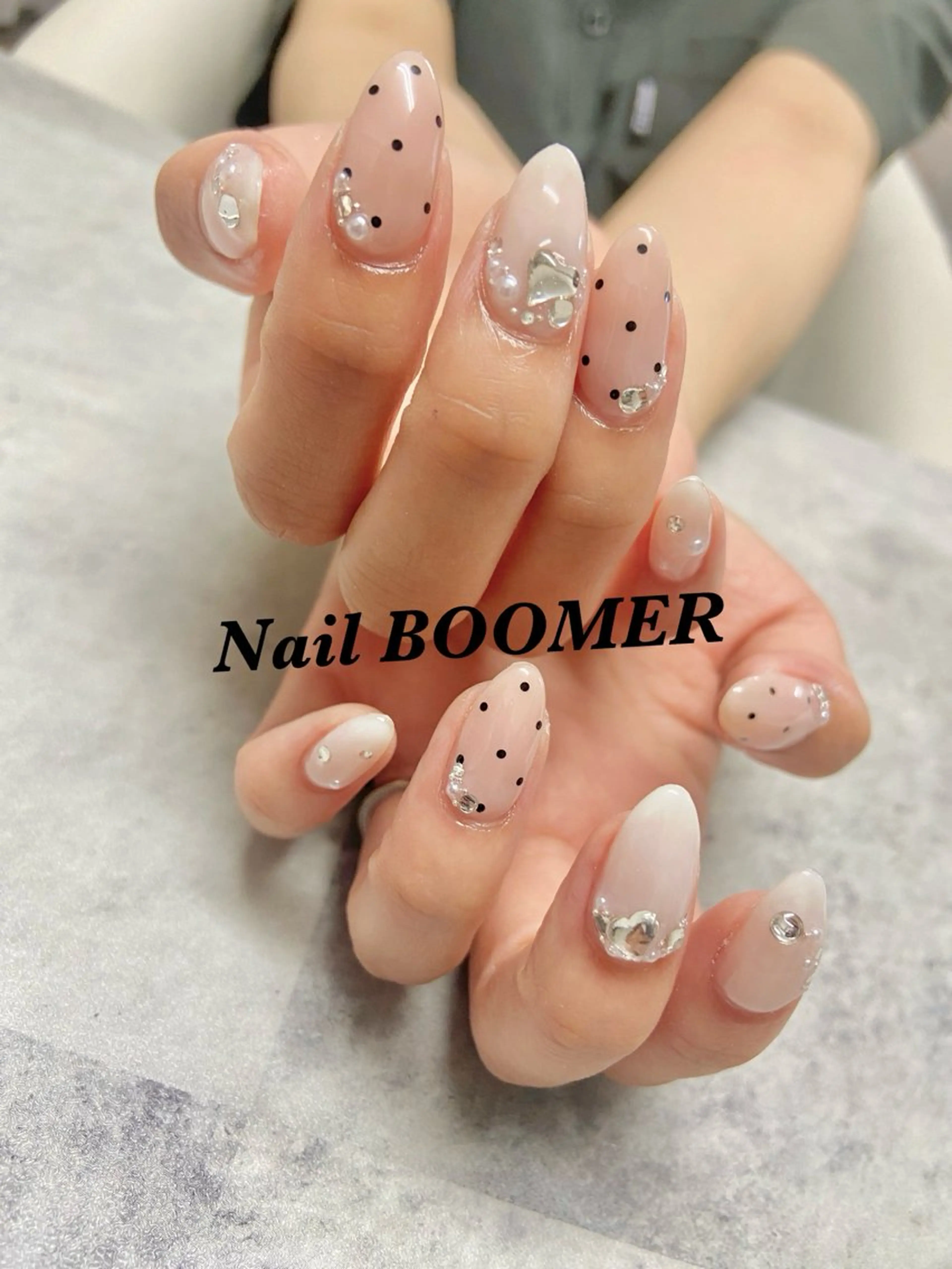 ネイル ハンドネイル ネイル ブーマーのネイルデザイン