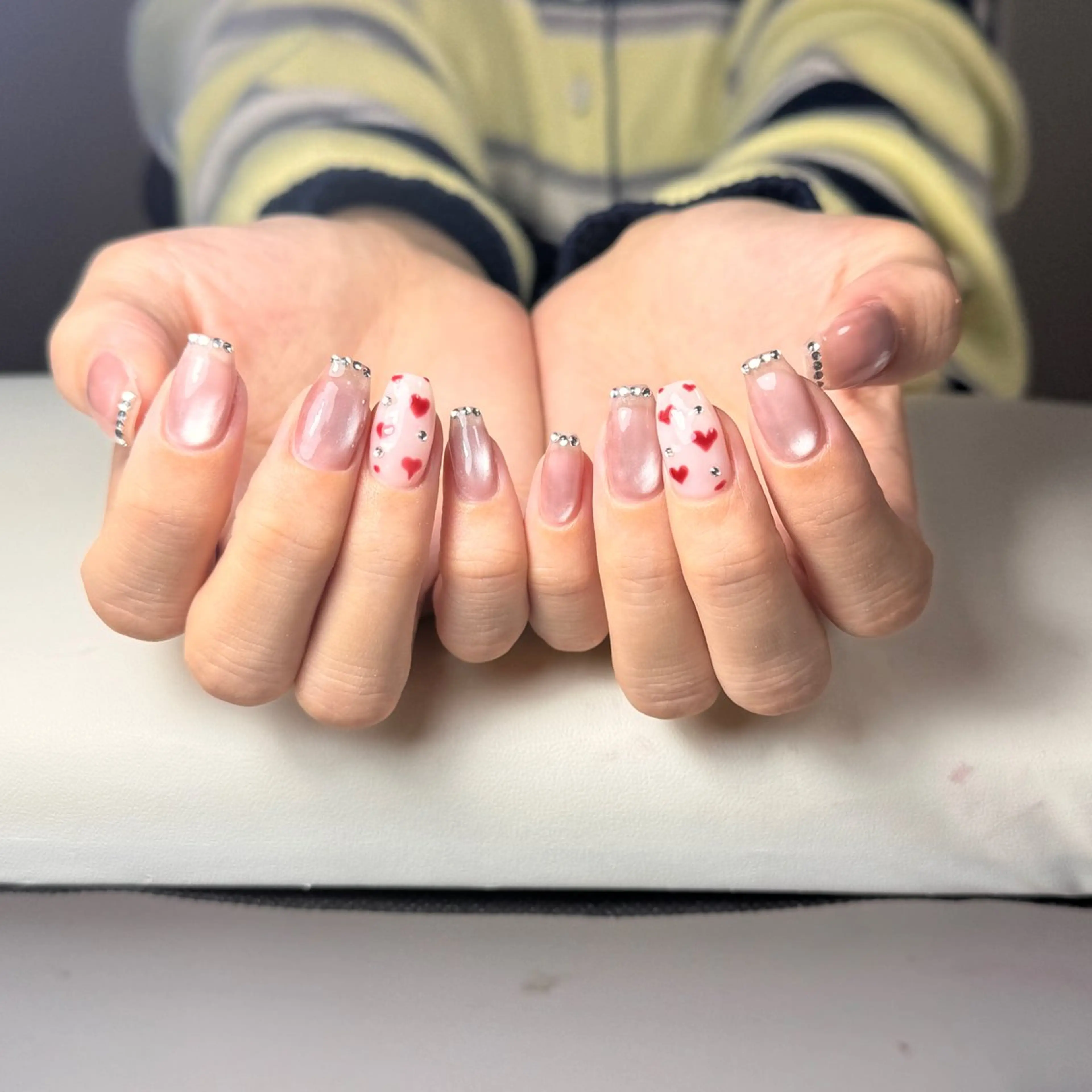 ネイル チークネイル フレンチネイル グラデーション 韓国ネイル マグネットネイル ハンドネイル Hana nail所属・Hana Nailのネイルデザイン