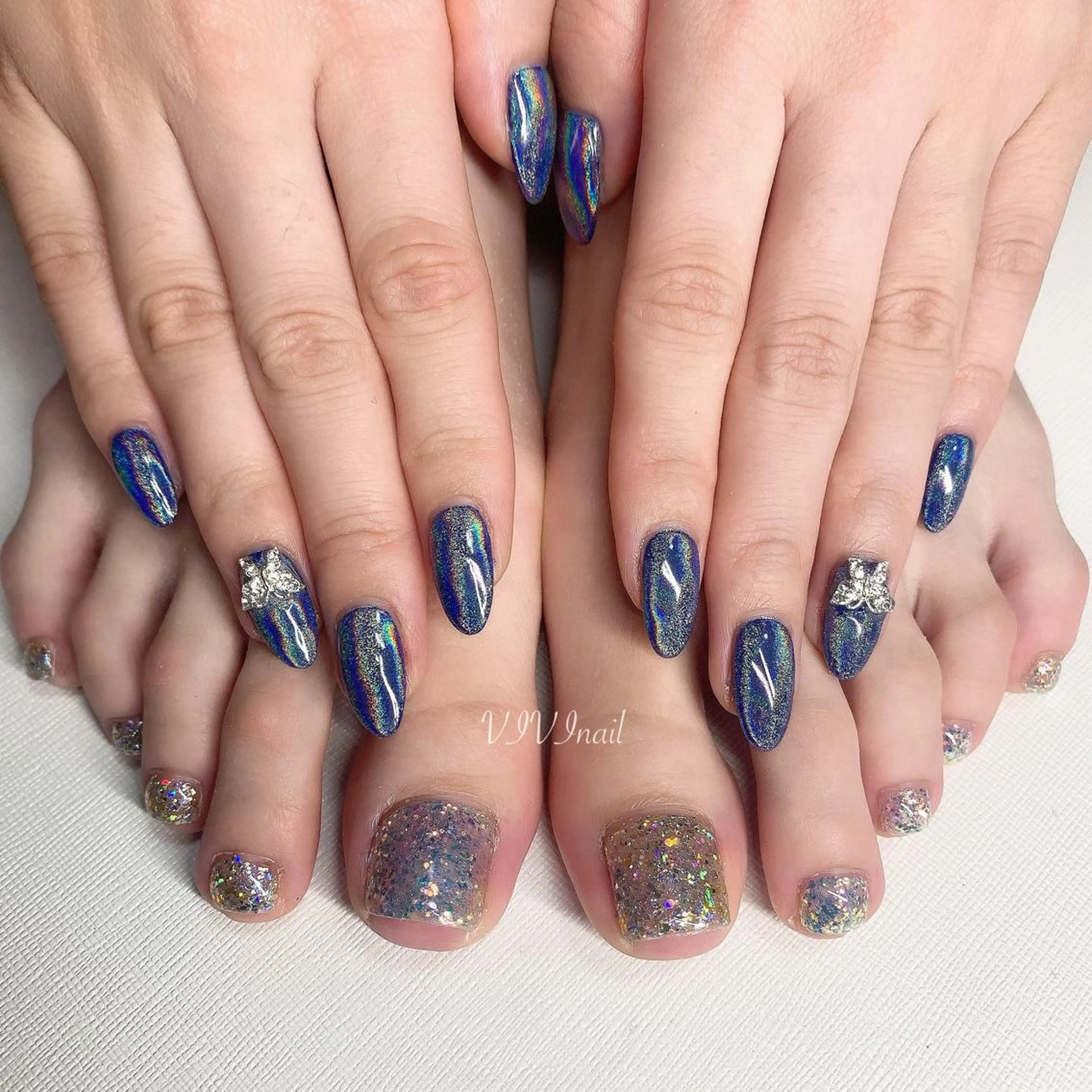 ネイル フットネイル ワンカラーネイル ハンドネイル vivi nailのネイルデザイン