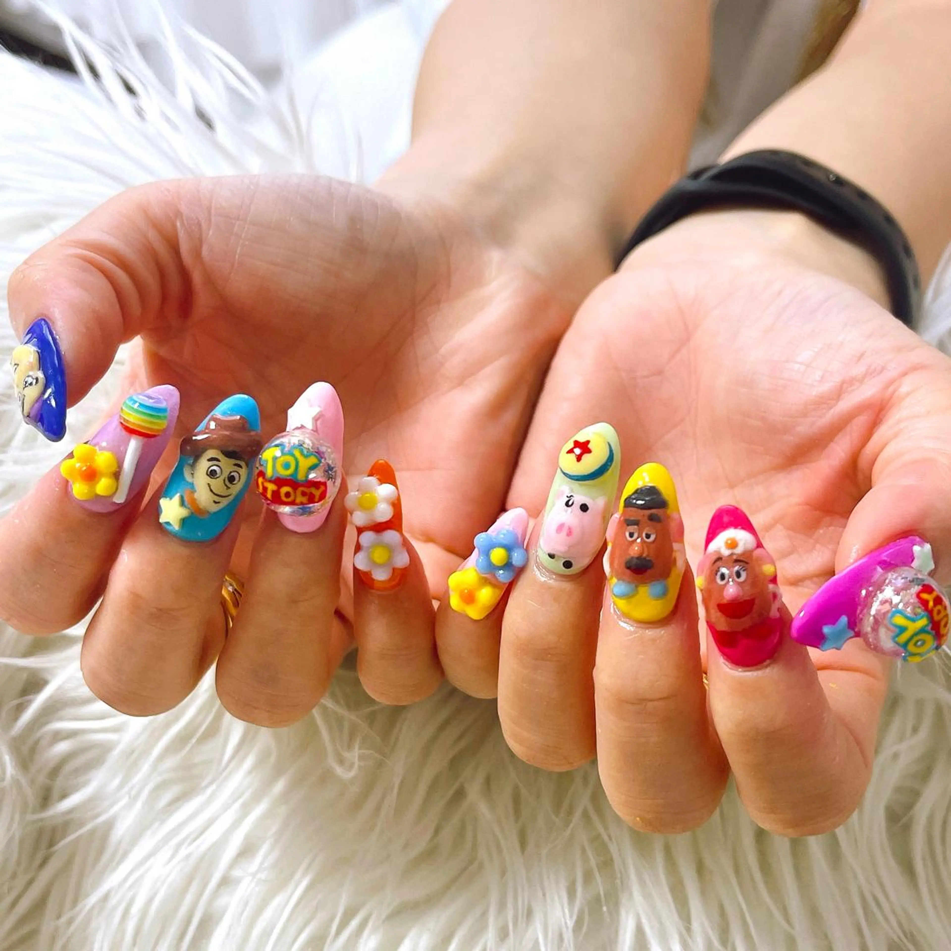 ネイル 持ち込み ハンドネイル celica所属・松田 由真のネイルデザイン