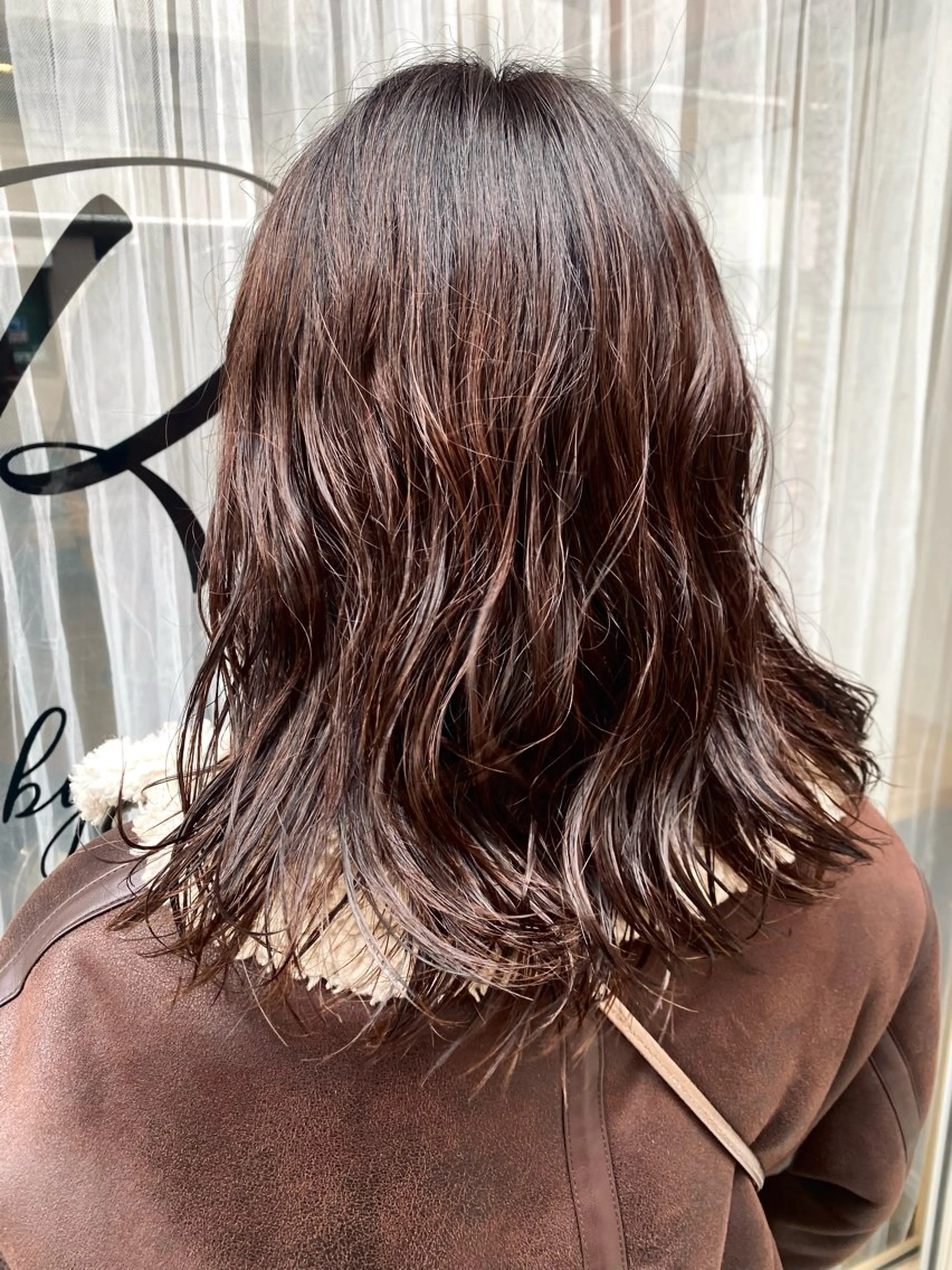 ミディアム カラー アッシュ アッシュブラウン ブラウンカラー Repos by moi所属・RINA/特殊ヘア/ 高発色ワンカラーのヘアスタイル