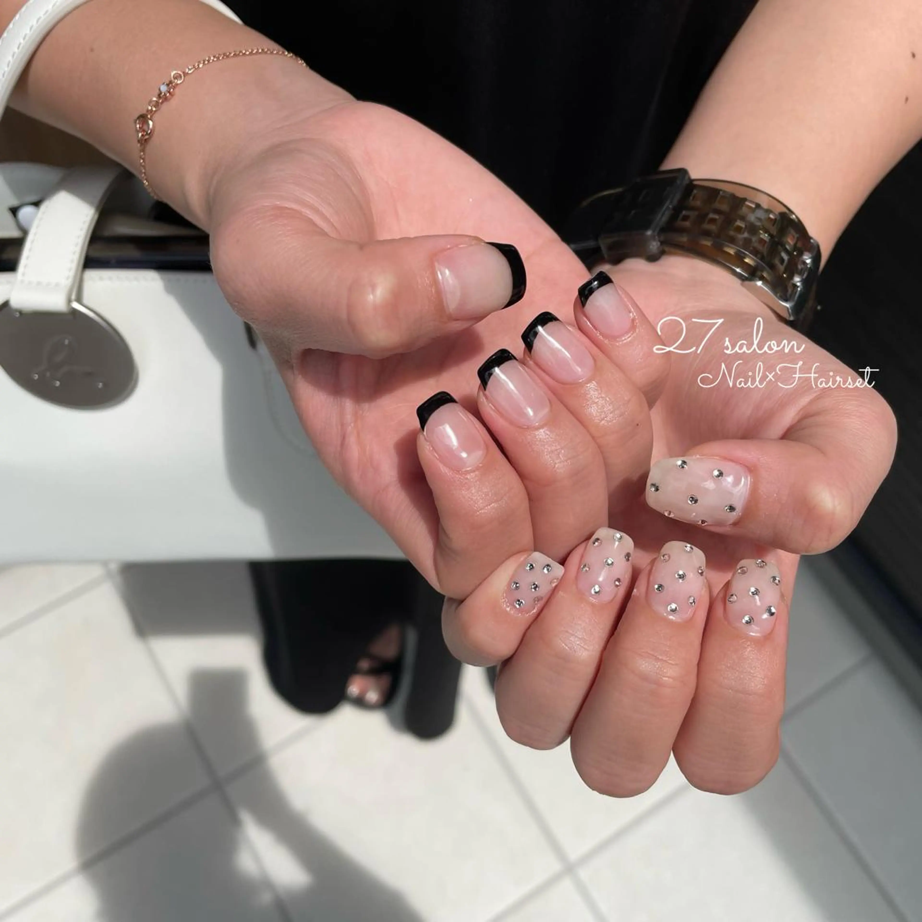 ネイル ドット フレンチネイル 27salon yuinaのネイルデザイン