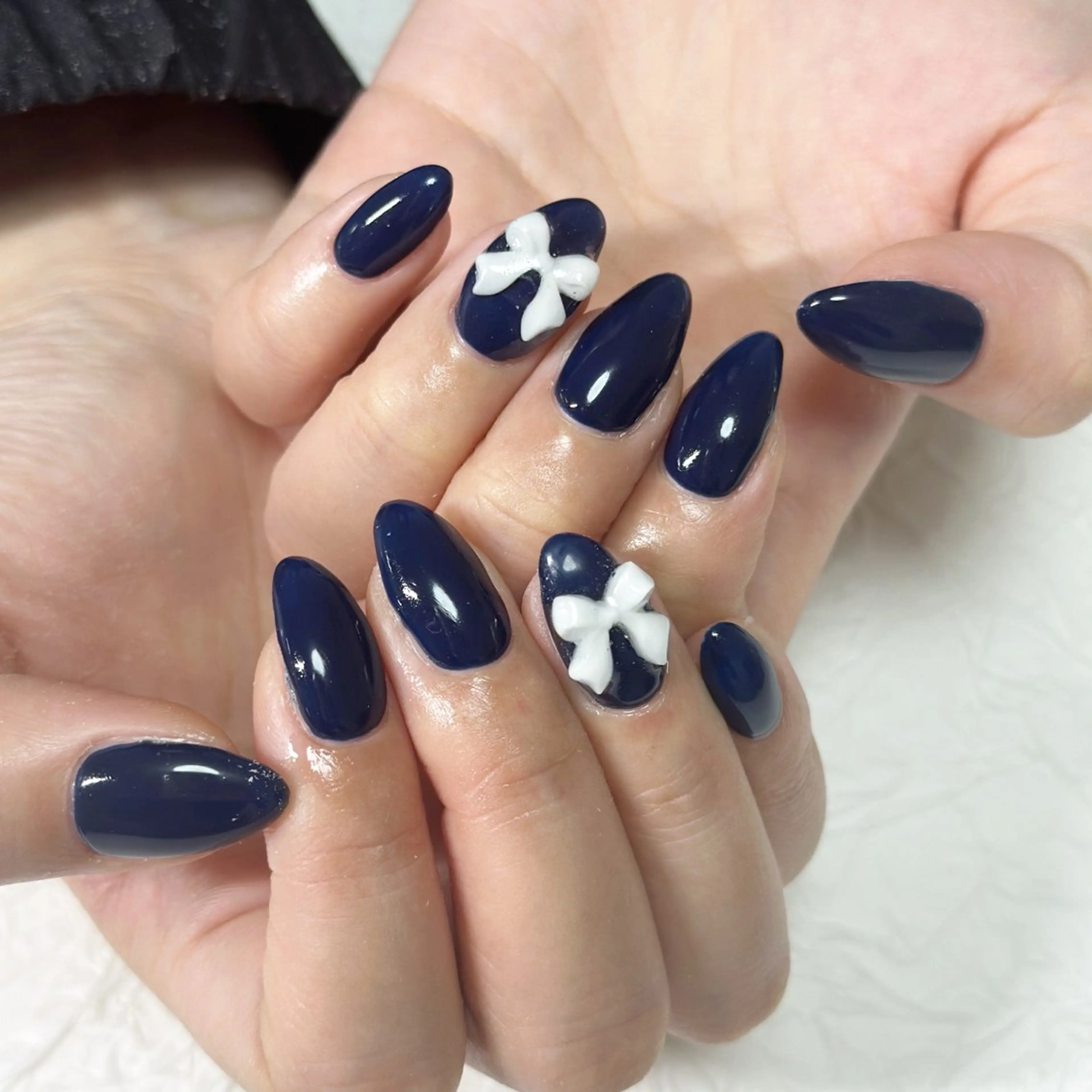 ネイル ネイビー リボン 冬ネイル ♡Nailist yui♡のネイルデザイン