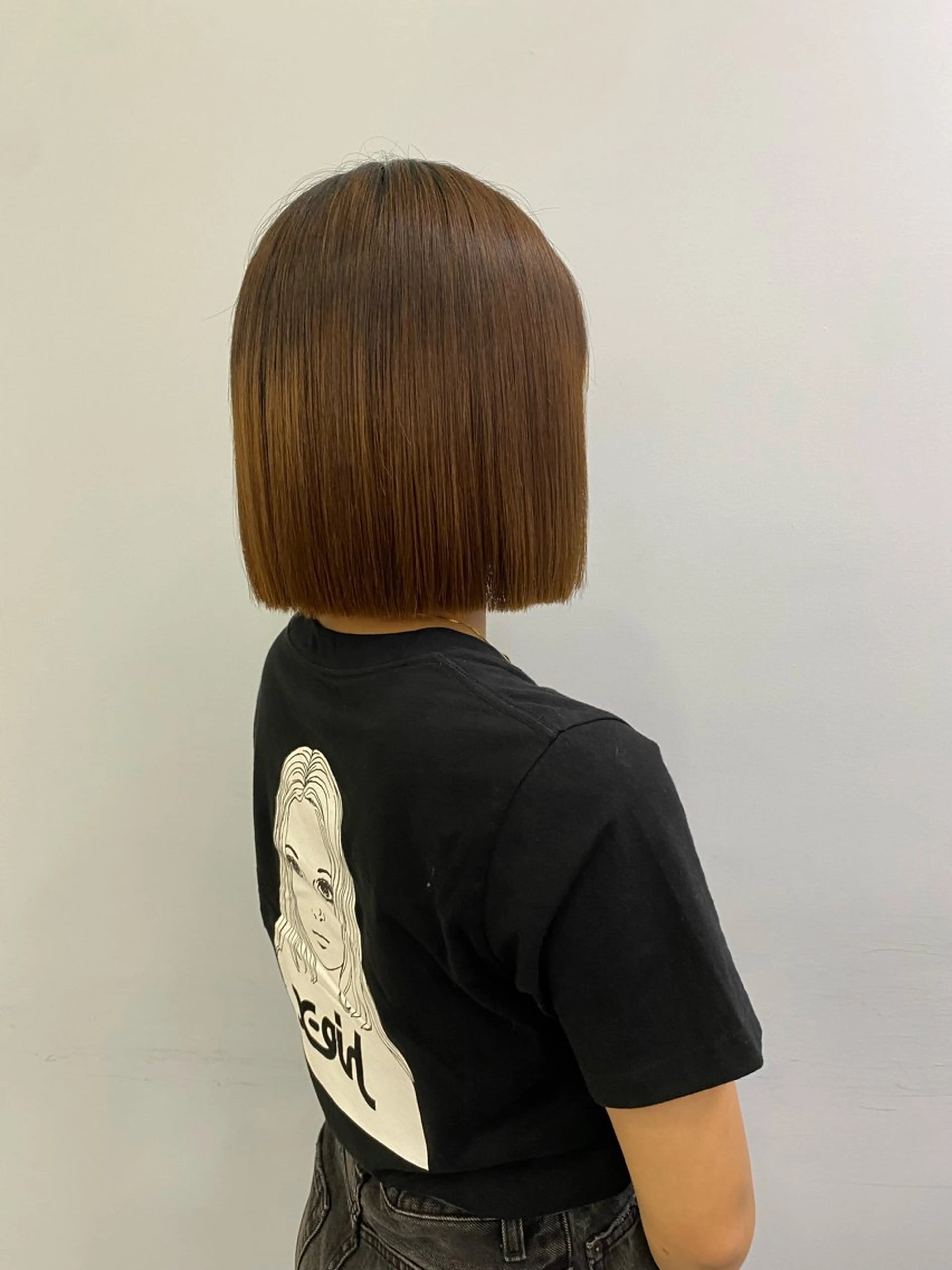 ショート 切りっぱなしボブ ボブ garage.所属・吉田 慎冴/メンズパーマのヘアスタイル