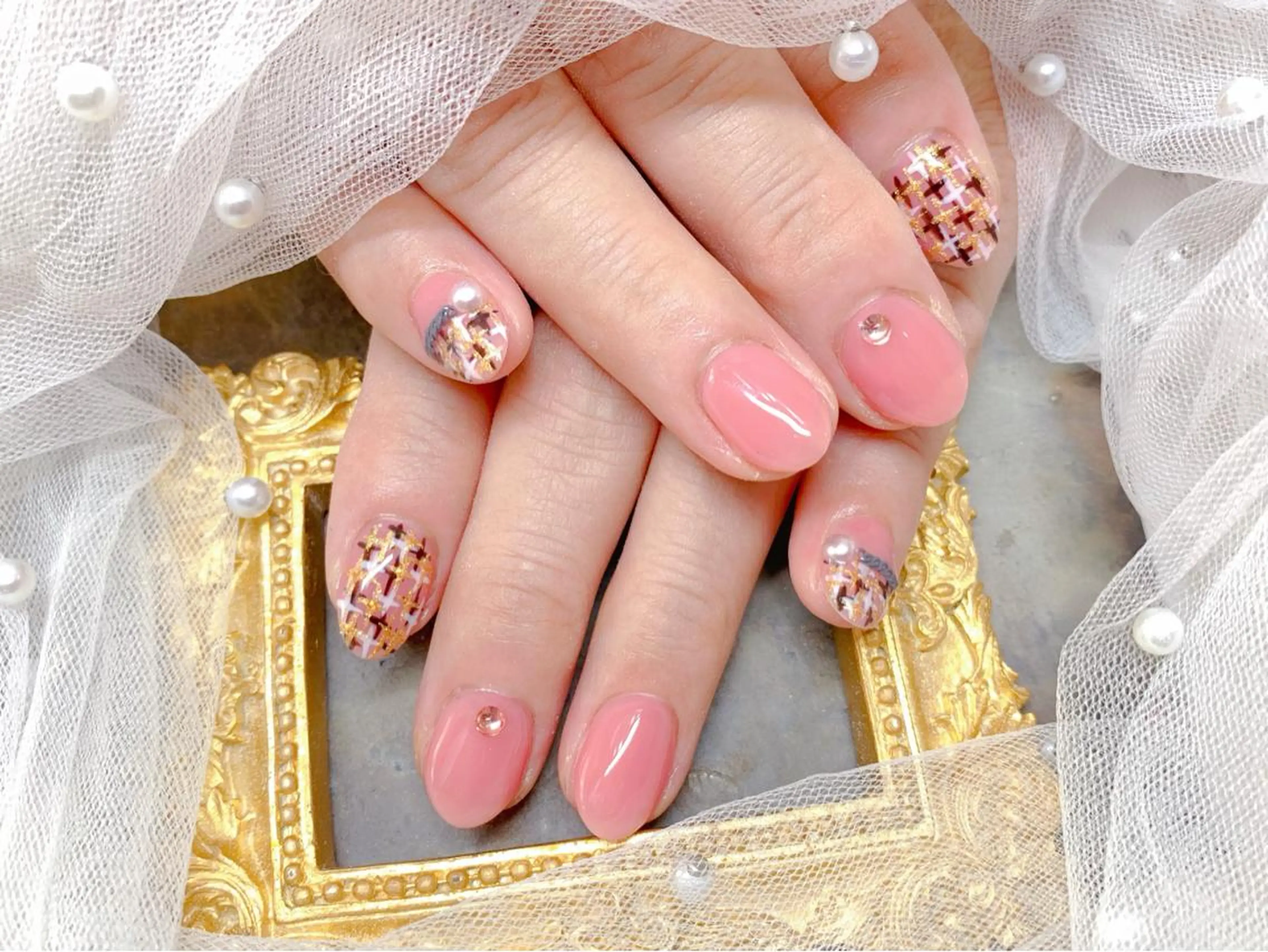 ネイル ハンドネイル マジックミラー所属・マジック ミラーのネイルデザイン