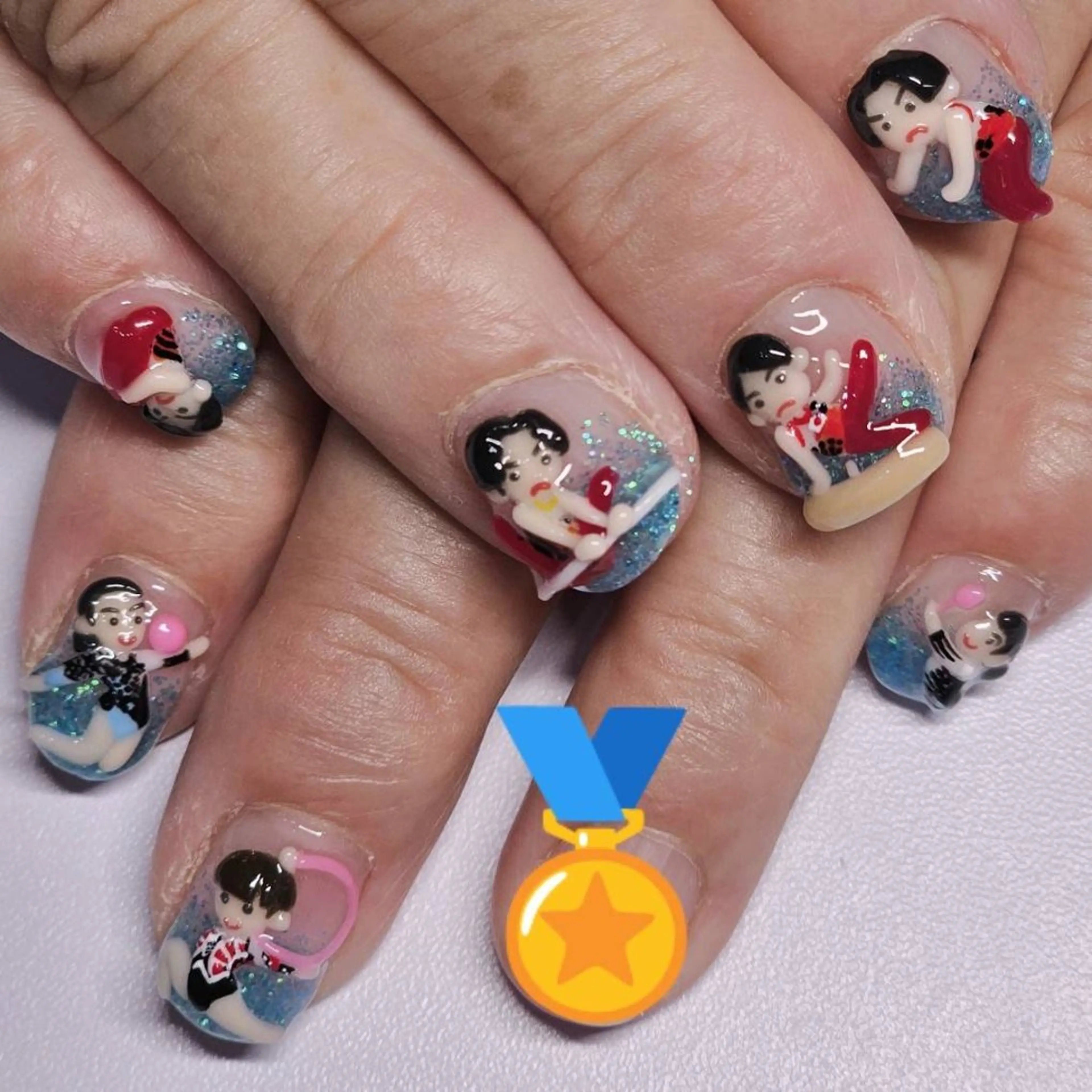 ネイル アートネイル ブルー グラデーション ラメ(グリッター) パステルネイル ハンドネイル よしだ ひろきのネイルデザイン