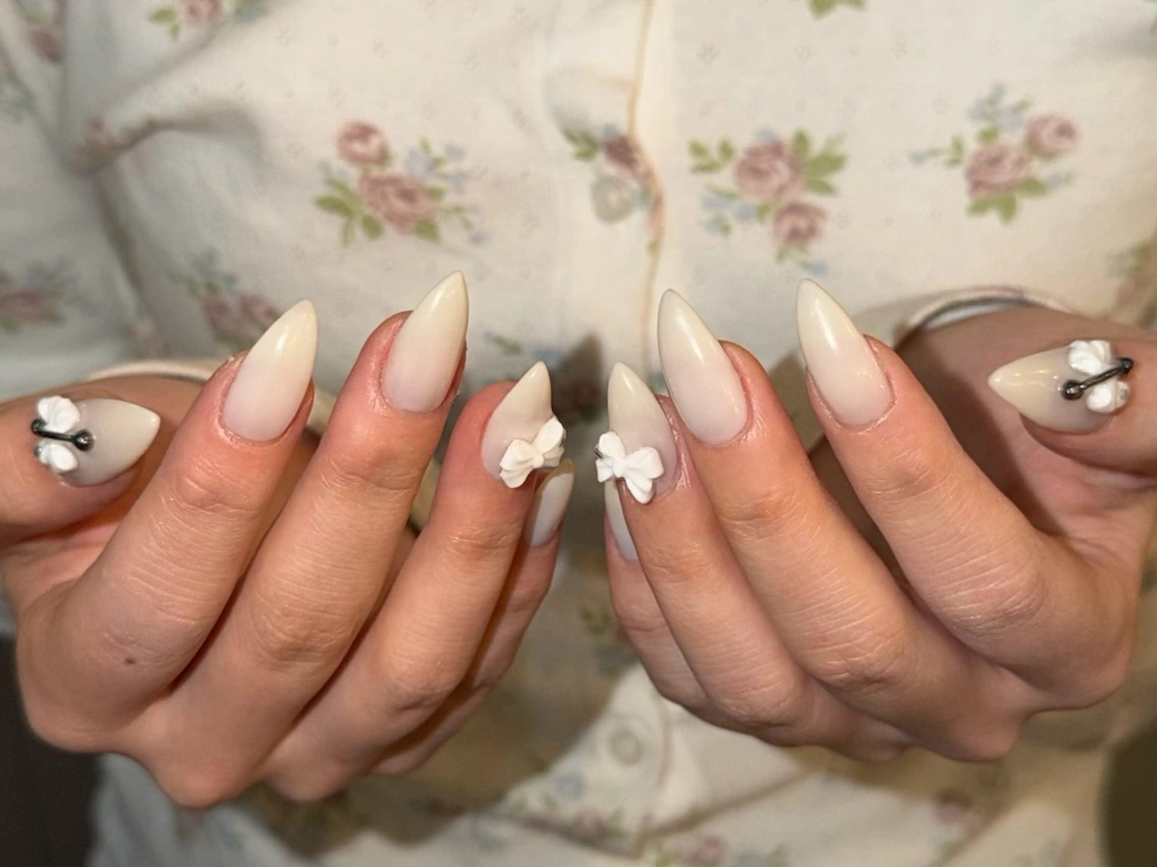 ネイル リボン NORA南青山/ kanohaのネイルデザイン