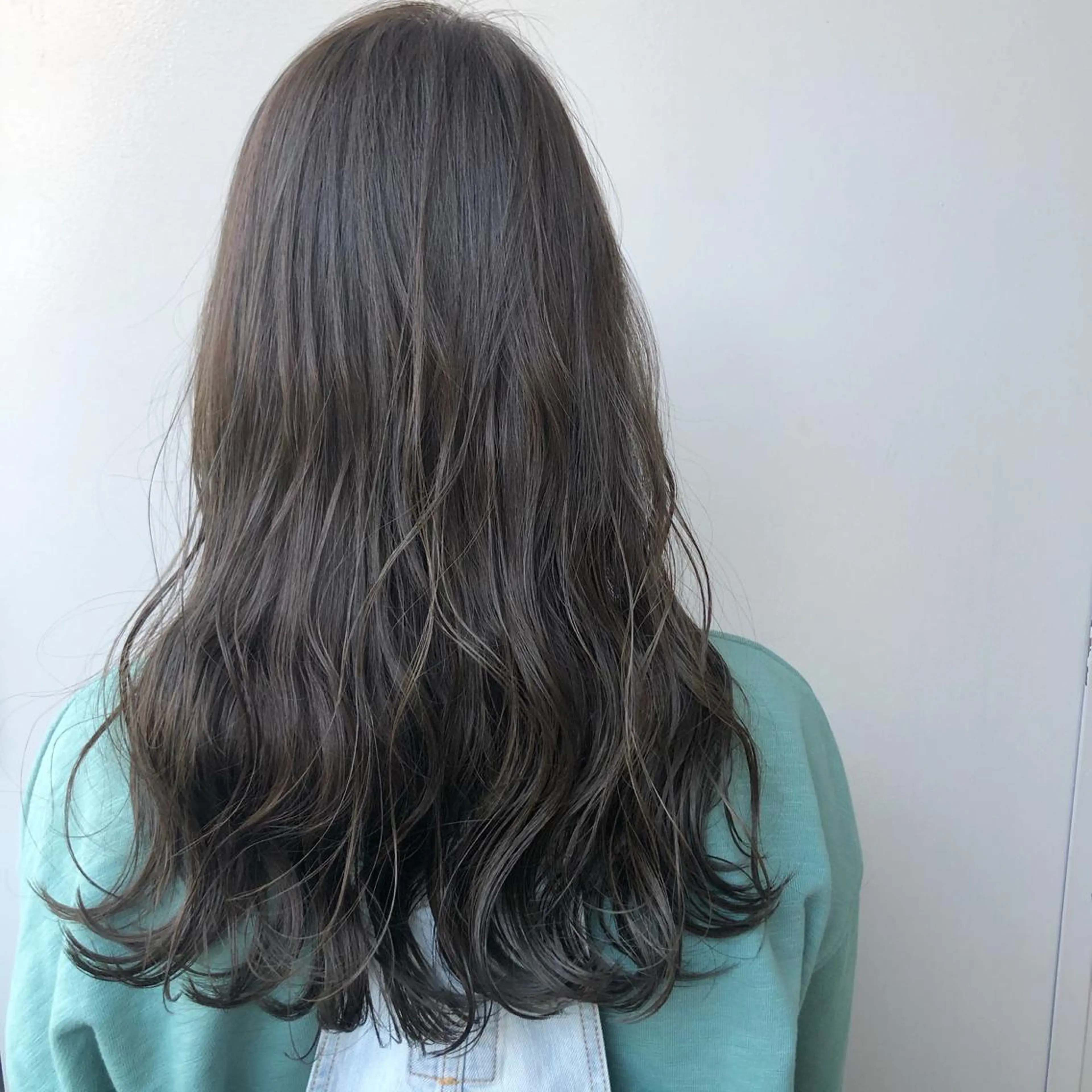 ロング カラー YU-KA ✂︎ROSSOのヘアスタイル