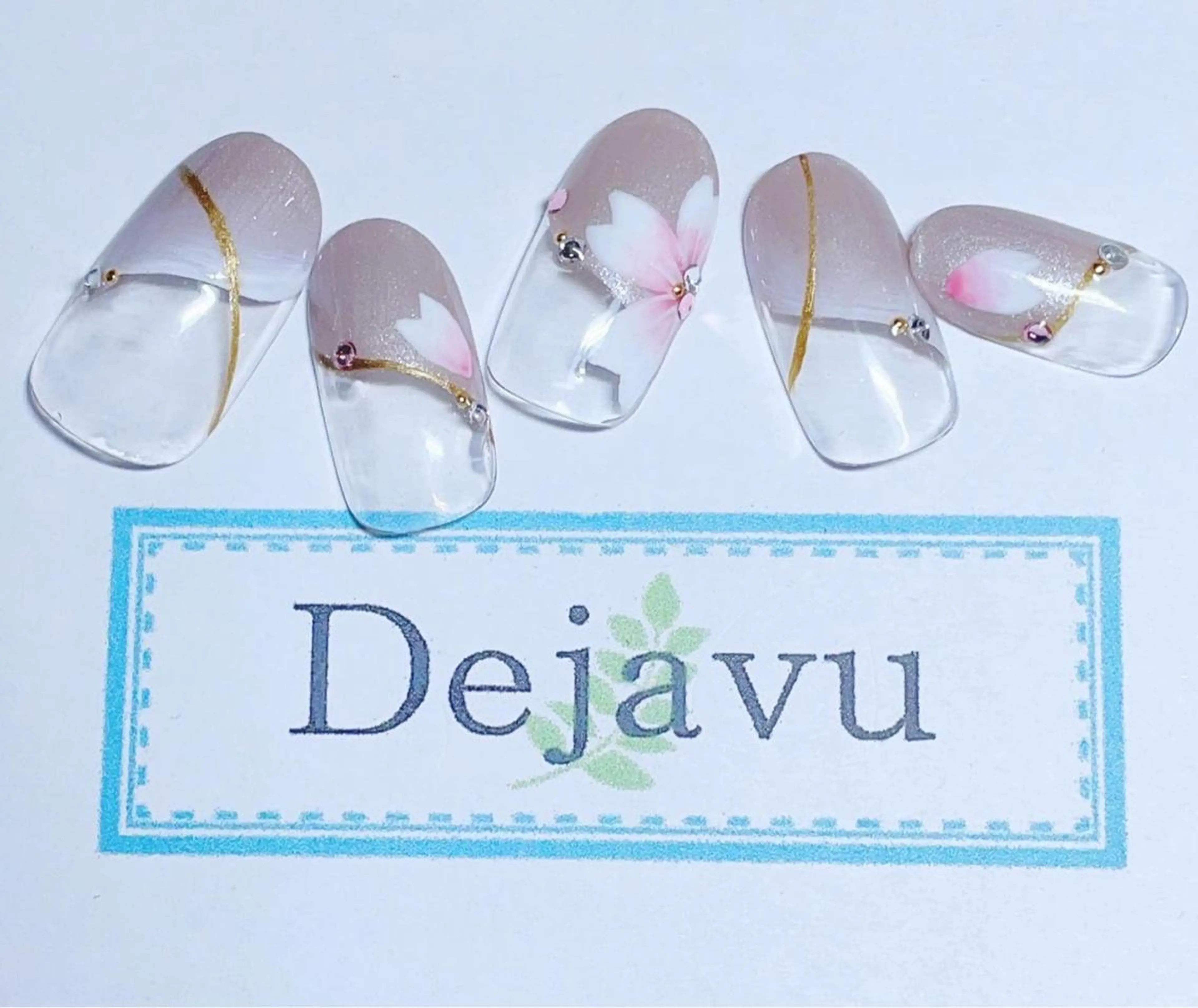 ネイル アートネイル 桜ネイル 春ネイル ホワイト Dejavu所属・Nail salon Dejavu 🌿のネイルデザイン