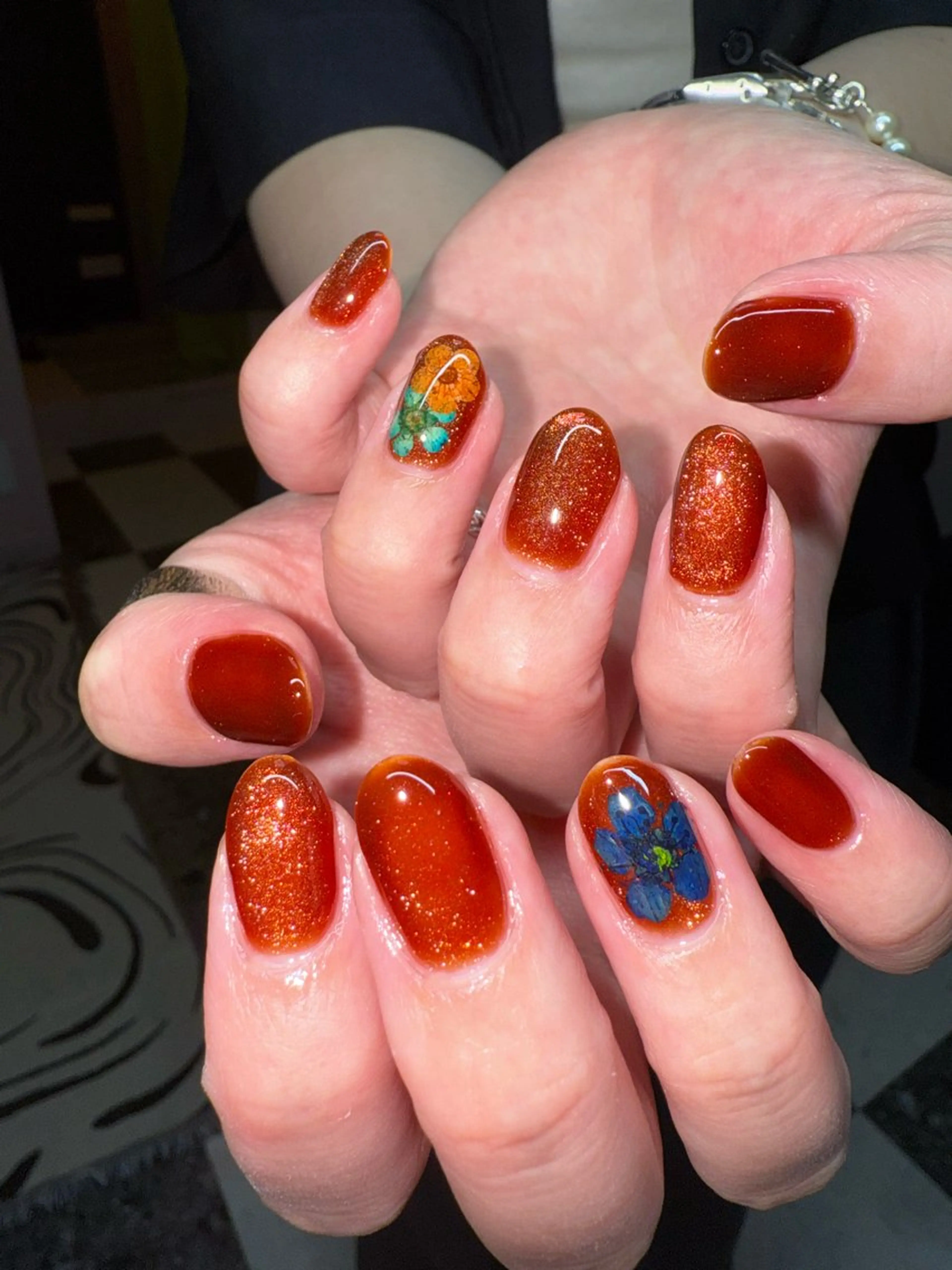 ネイル ブラウン マグネットネイル ワンカラーネイル シンプルネイル ハンドネイル posa nail モエミのネイルデザイン