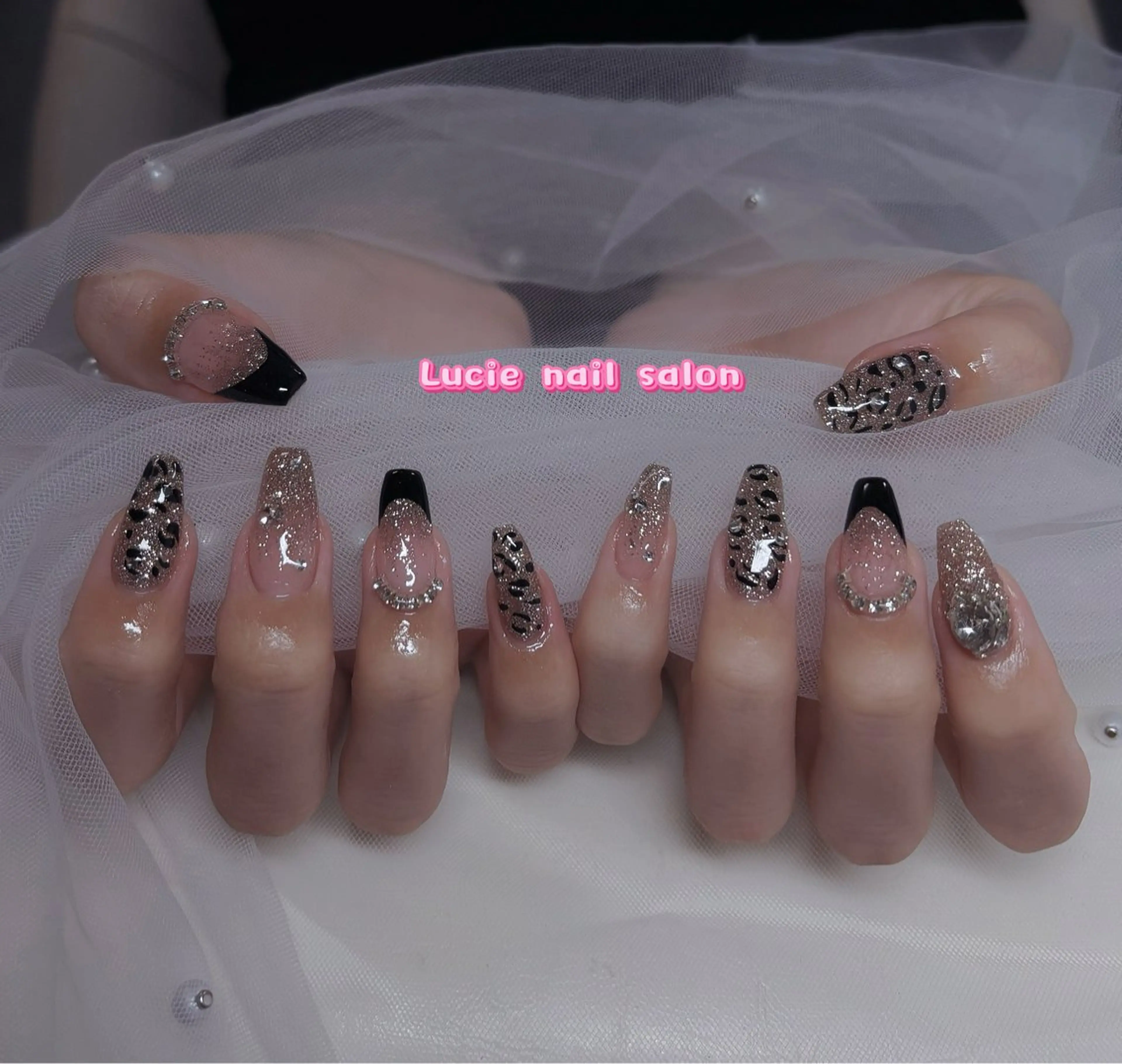 ネイル フレンチネイル ジェルネイル グラデーション 持ち込み オフィスネイル ハンドネイル LUCIE NAIL所属・LUCIE NAILのネイルデザイン