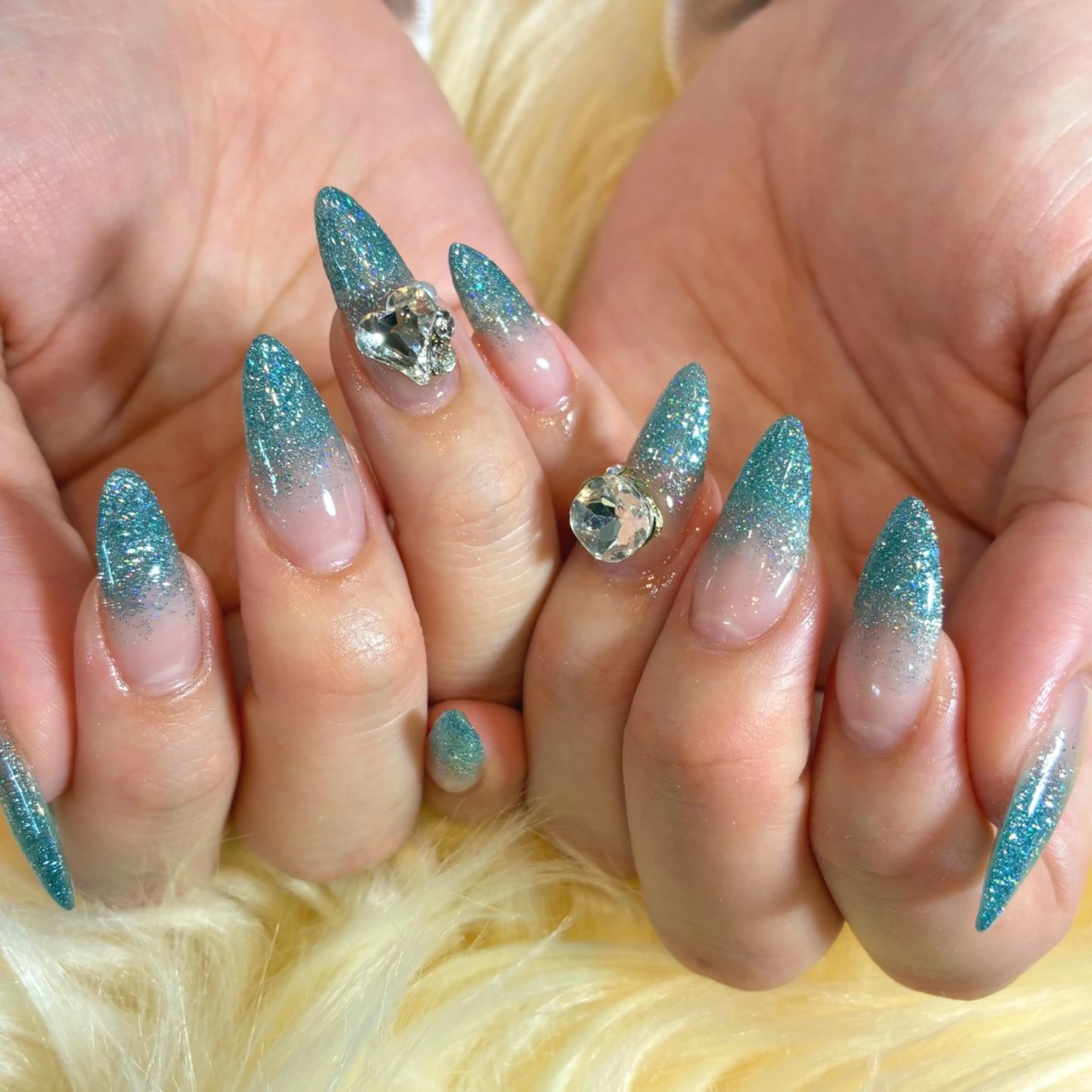 ネイル ハンドネイル Betty ✶のマツエク・マツパデザイン