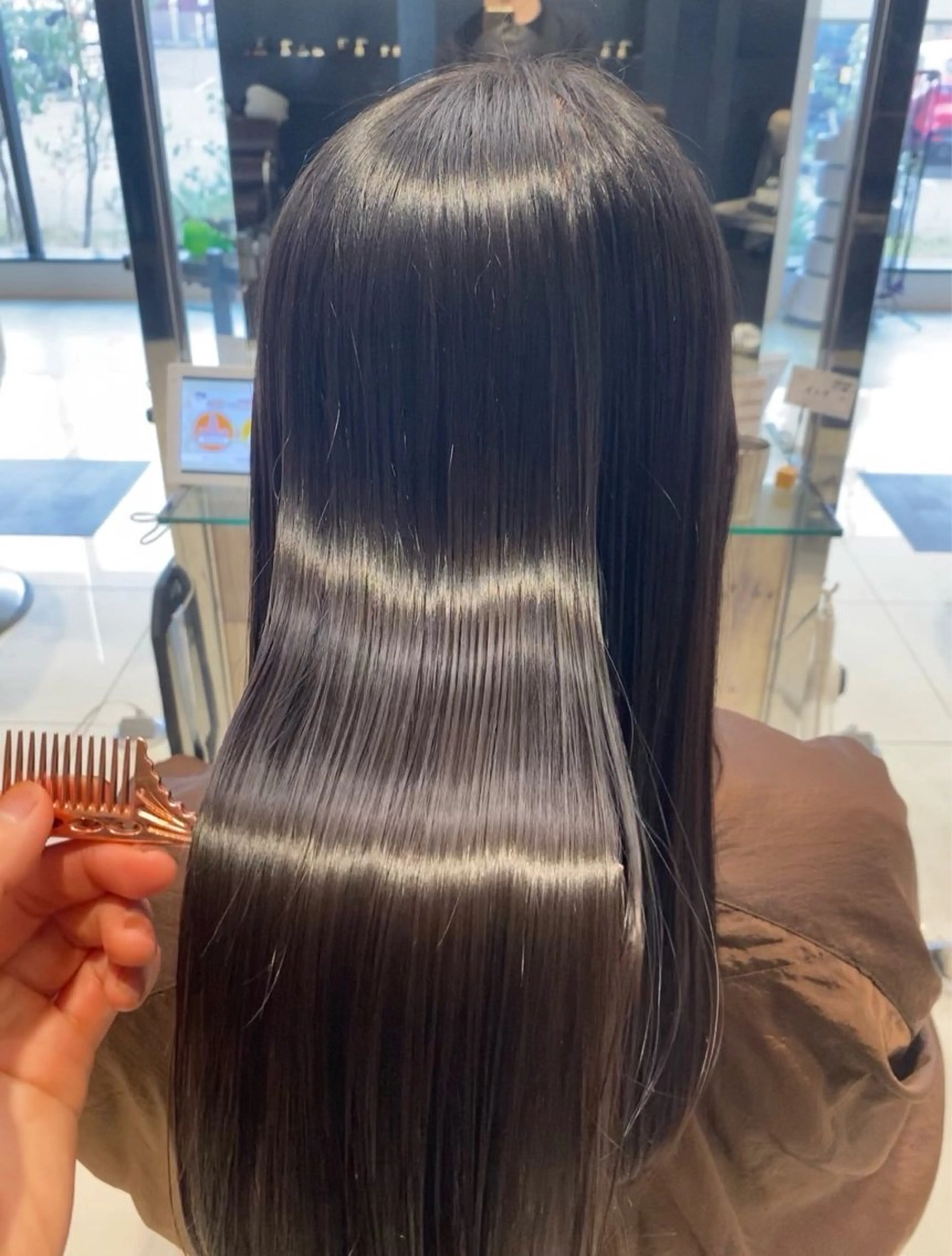 カット＋ハイグレード縮毛矯正＋3ステップトリートメントの写真