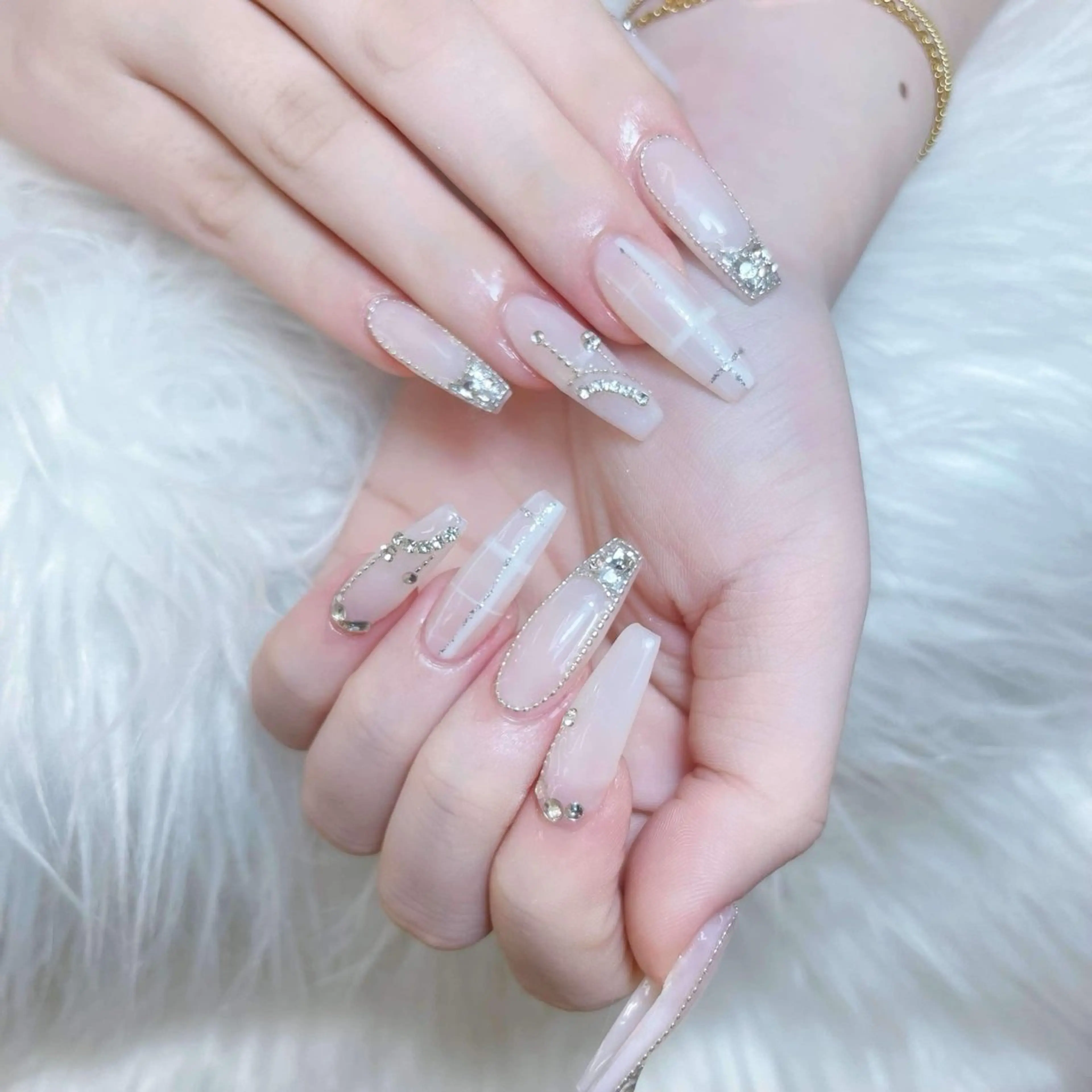 ネイル ジェルネイル 韓国ネイル マグネットネイル ネイルチップ 冬ネイル Lenie Nail Salonのネイルデザイン