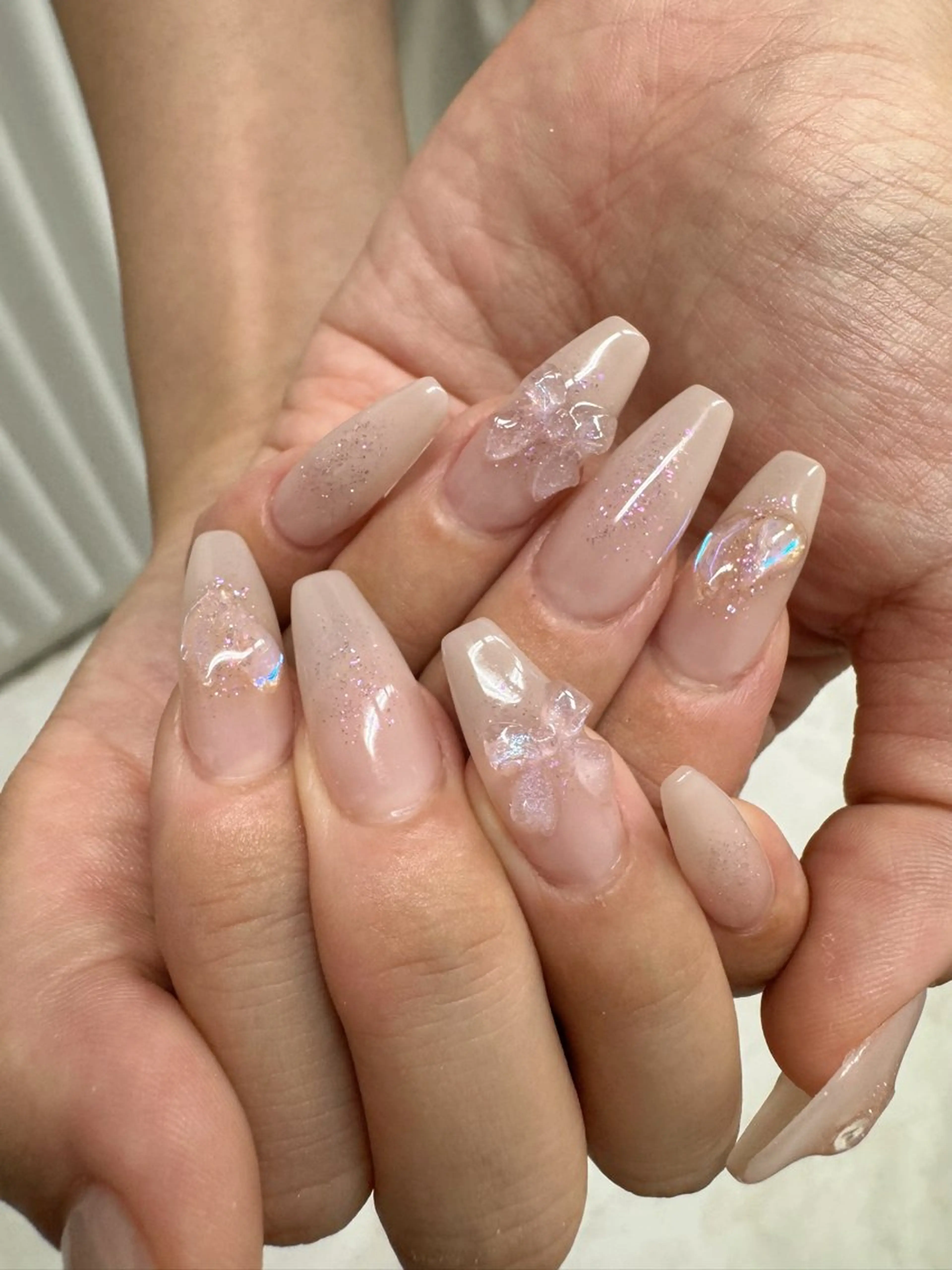 ネイル チークネイル リボン ハンドネイル Nail salon Genie所属・Nail salon Genieのネイルデザイン