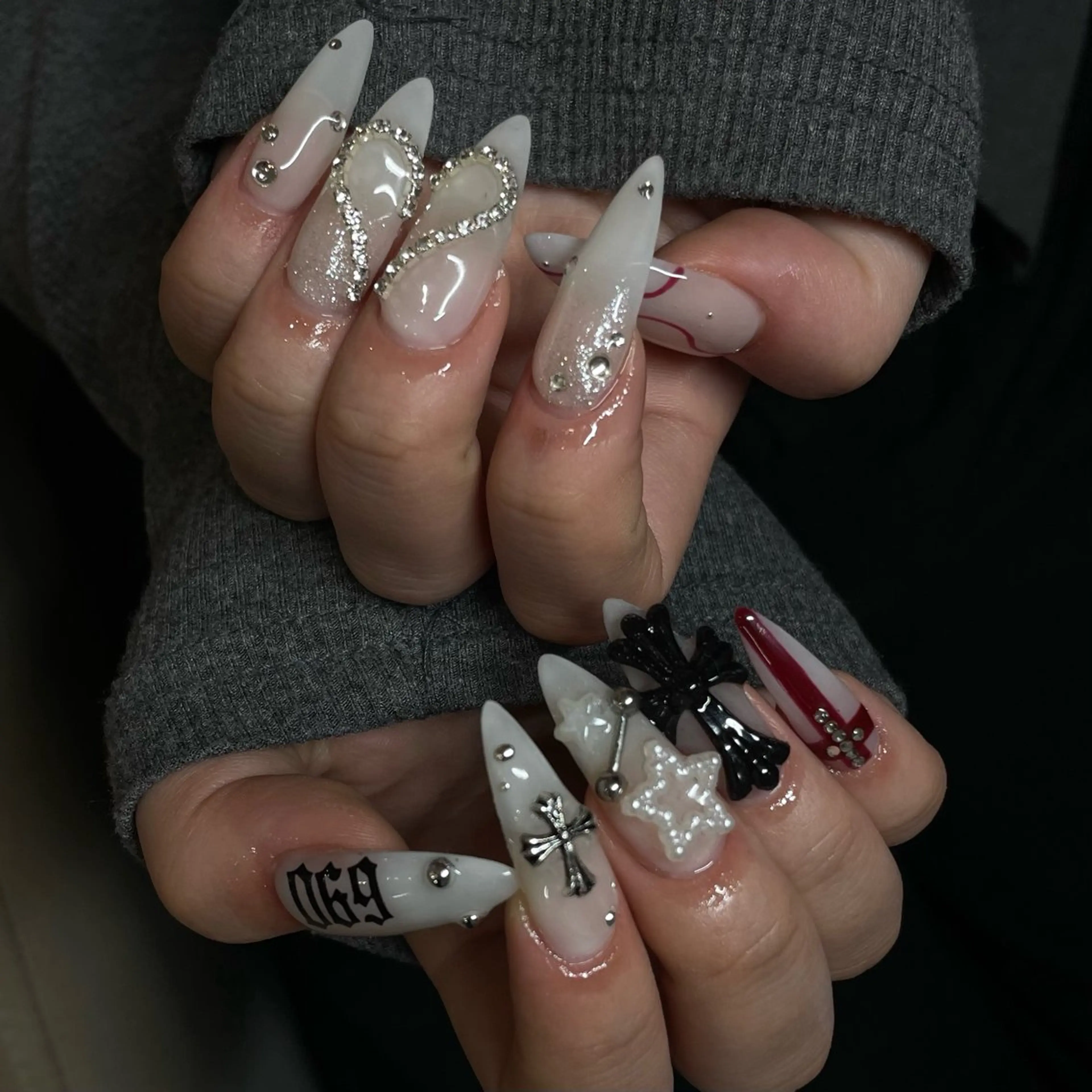 ネイル ハンドネイル IROHA NAIL Kurumi🪽🫧のネイルデザイン