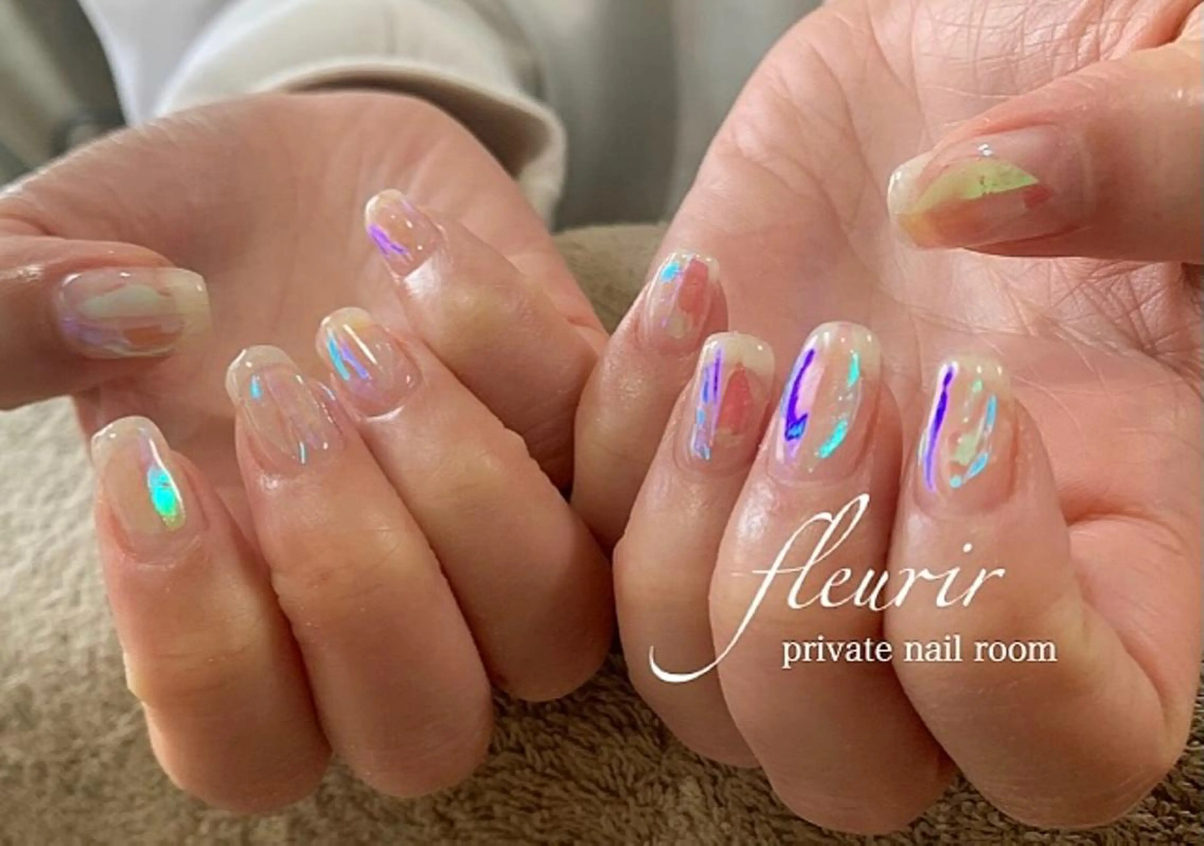 ネイル オーロラネイル クリアネイル 長さ出し ジェルネイル ハードジェル フルリール 【プライベートサロンのネイルデザイン