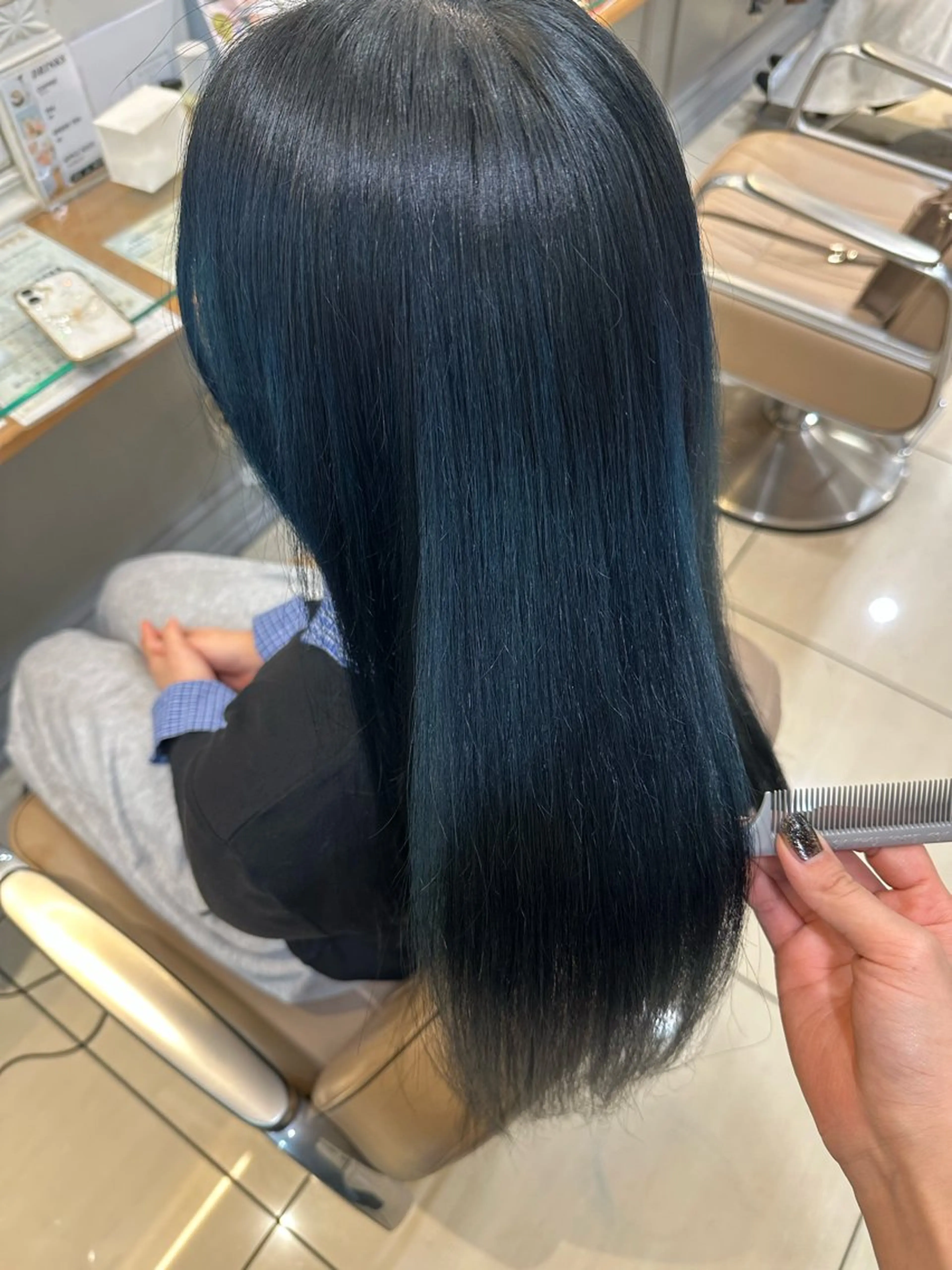 ロング ヘアカラー 🌈ブリーチ・カラー 💫あみ💫のヘアスタイル